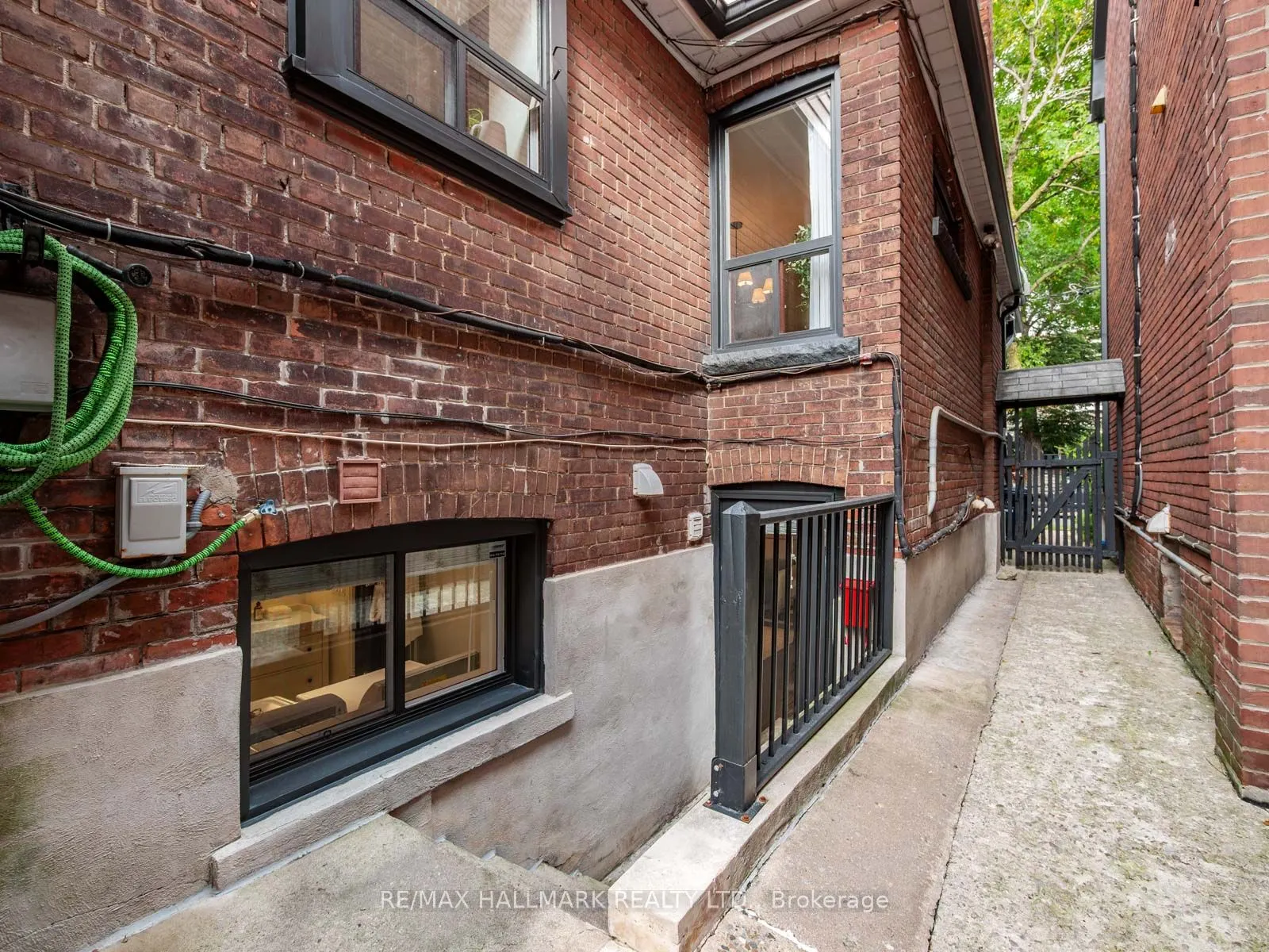 94 Langford Avenue