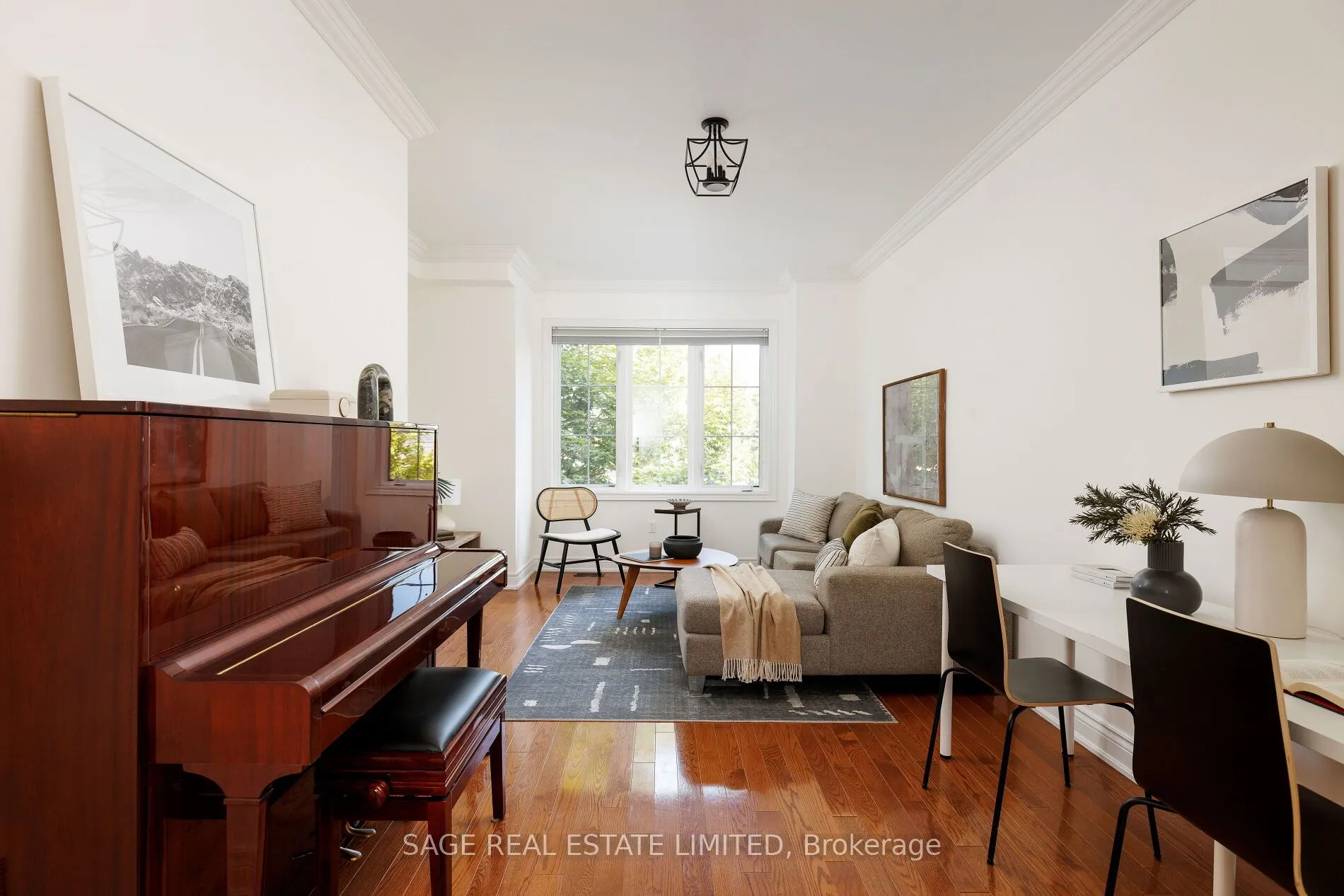 53E Dentonia Park Avenue
