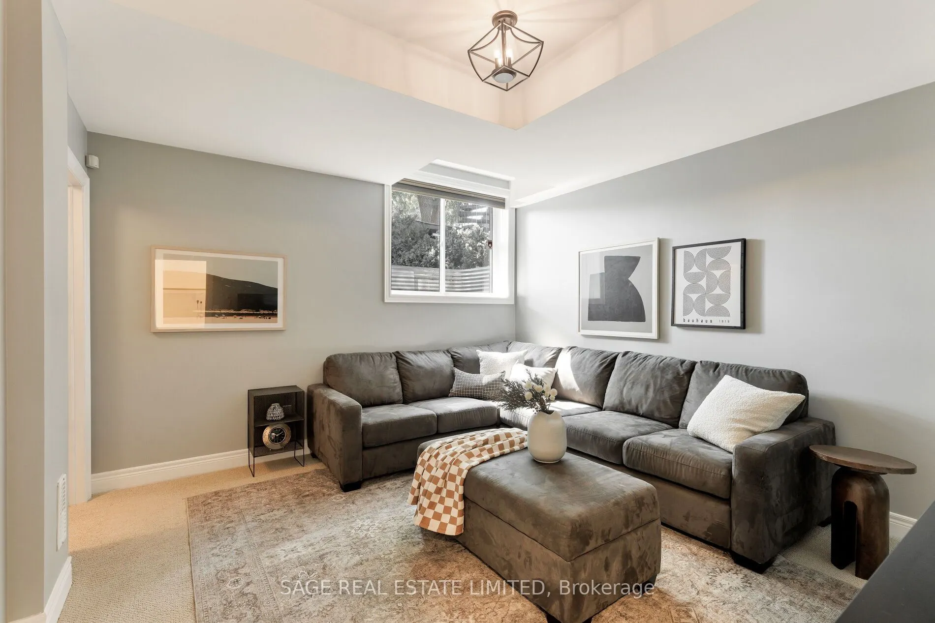 53E Dentonia Park Avenue