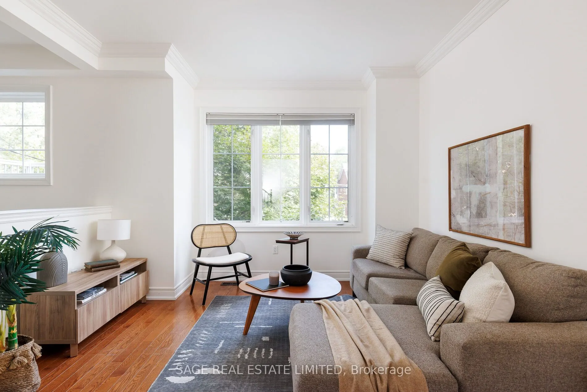 53E Dentonia Park Avenue