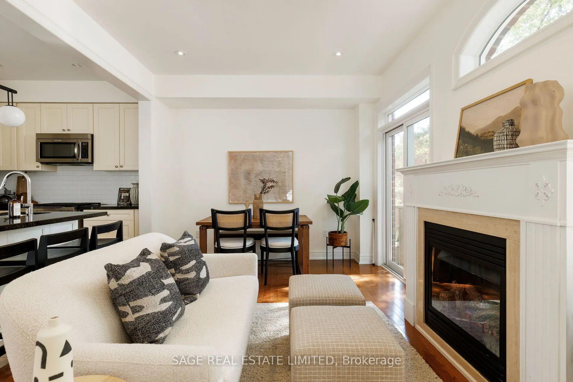 53E Dentonia Park Avenue