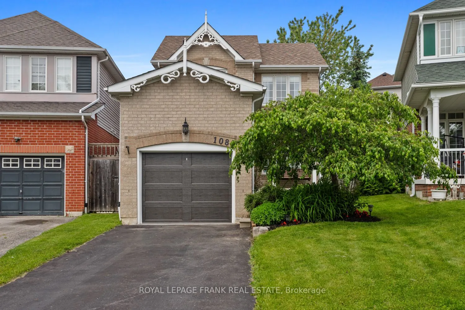1089 Timberland Crescent