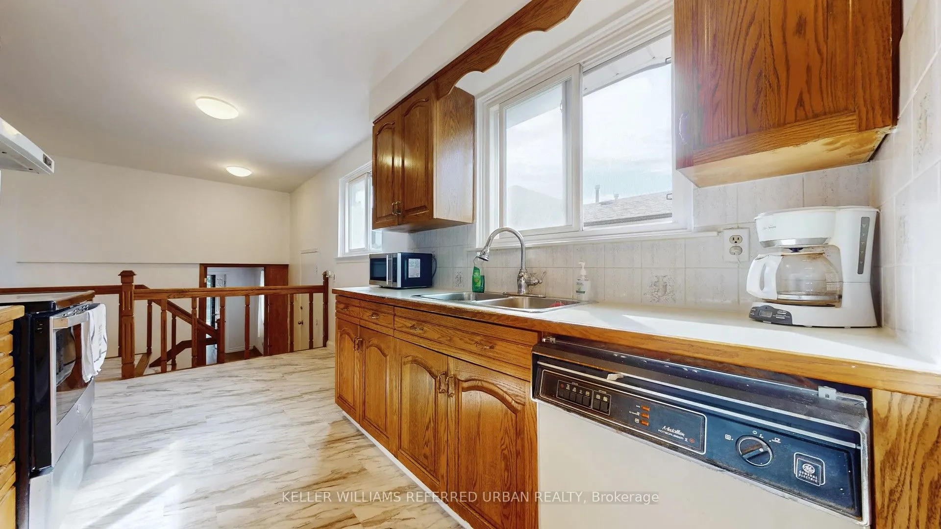 15 Thistlewaite Crescent