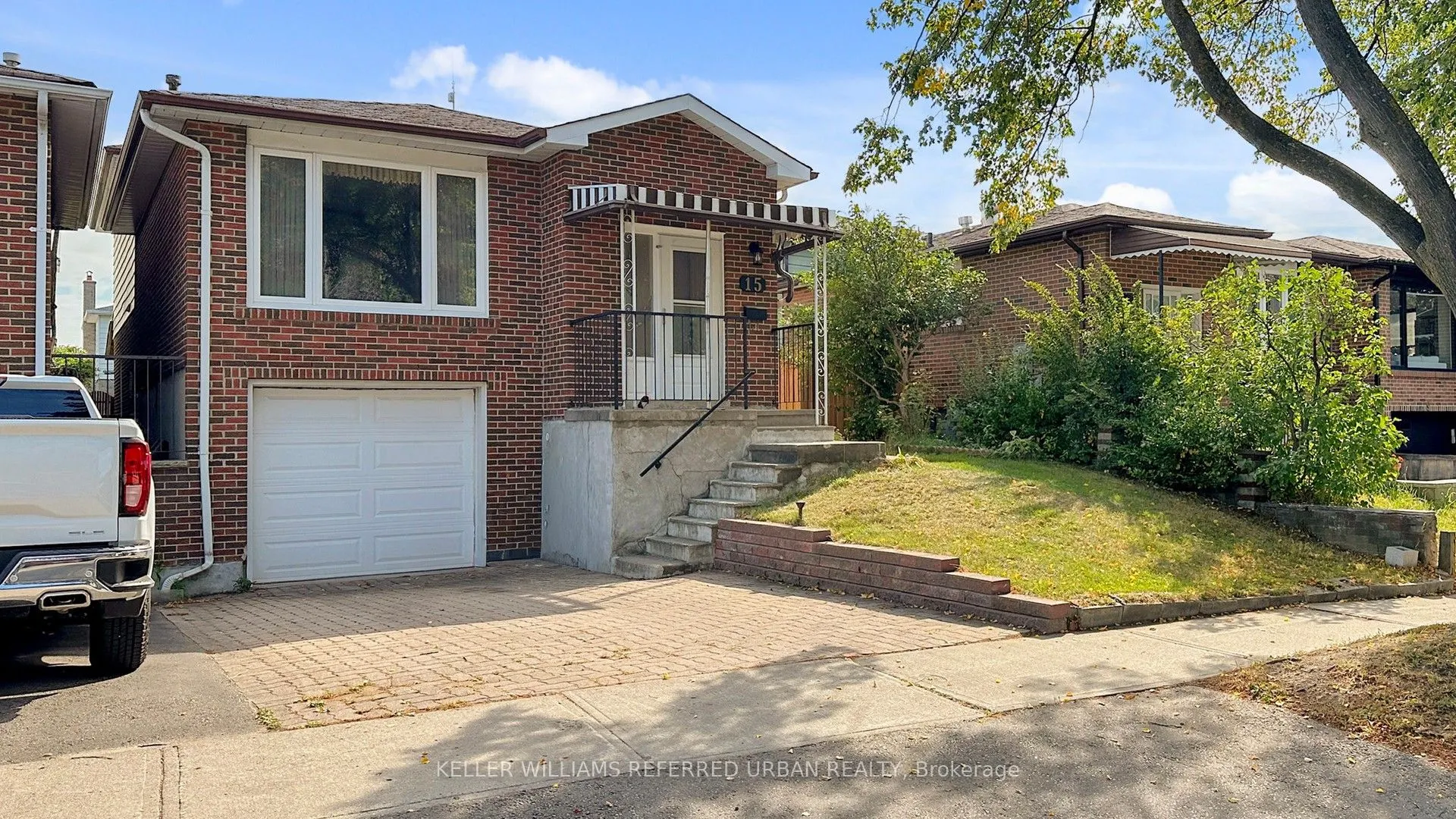 15 Thistlewaite Crescent
