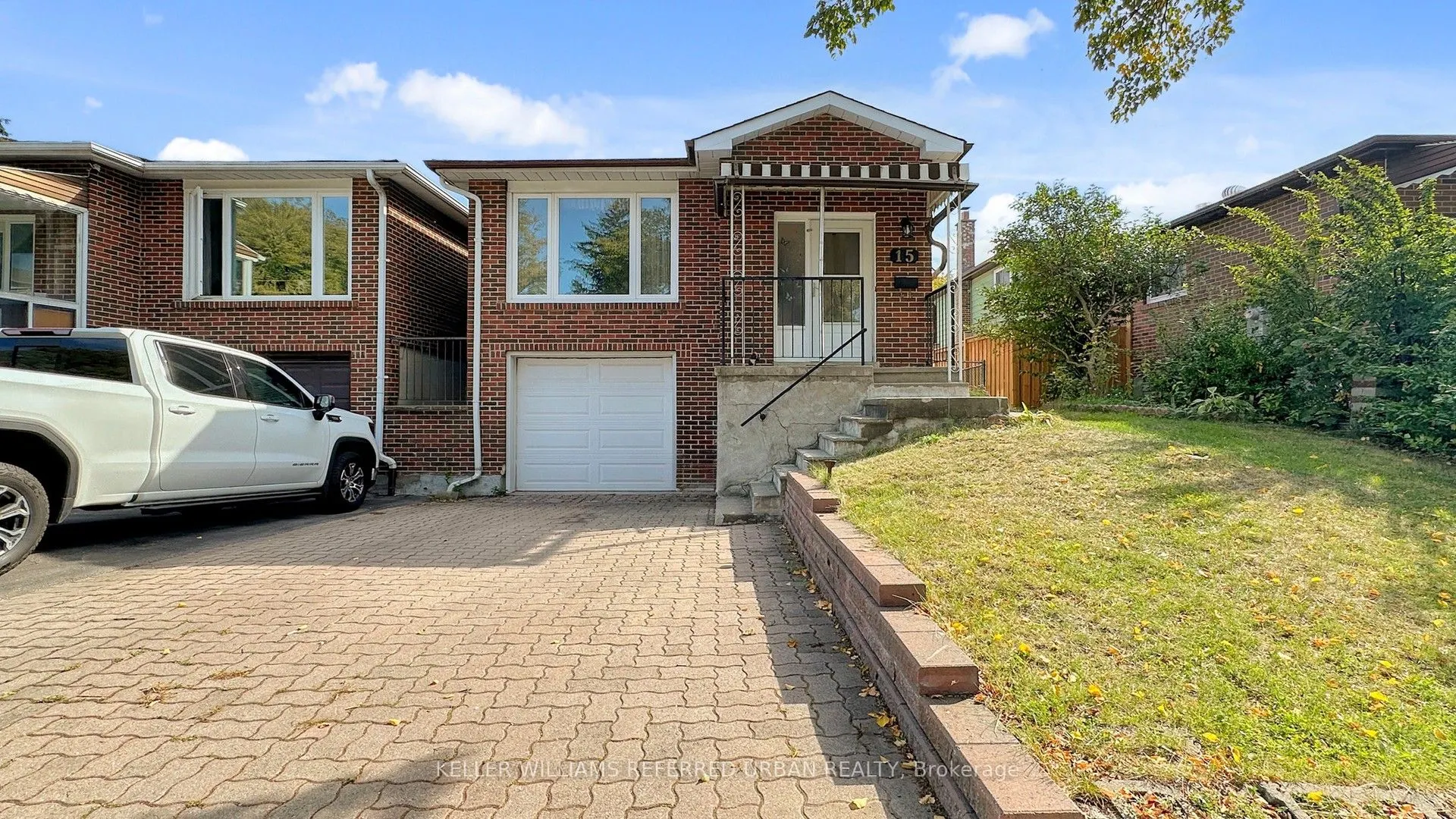 15 Thistlewaite Crescent
