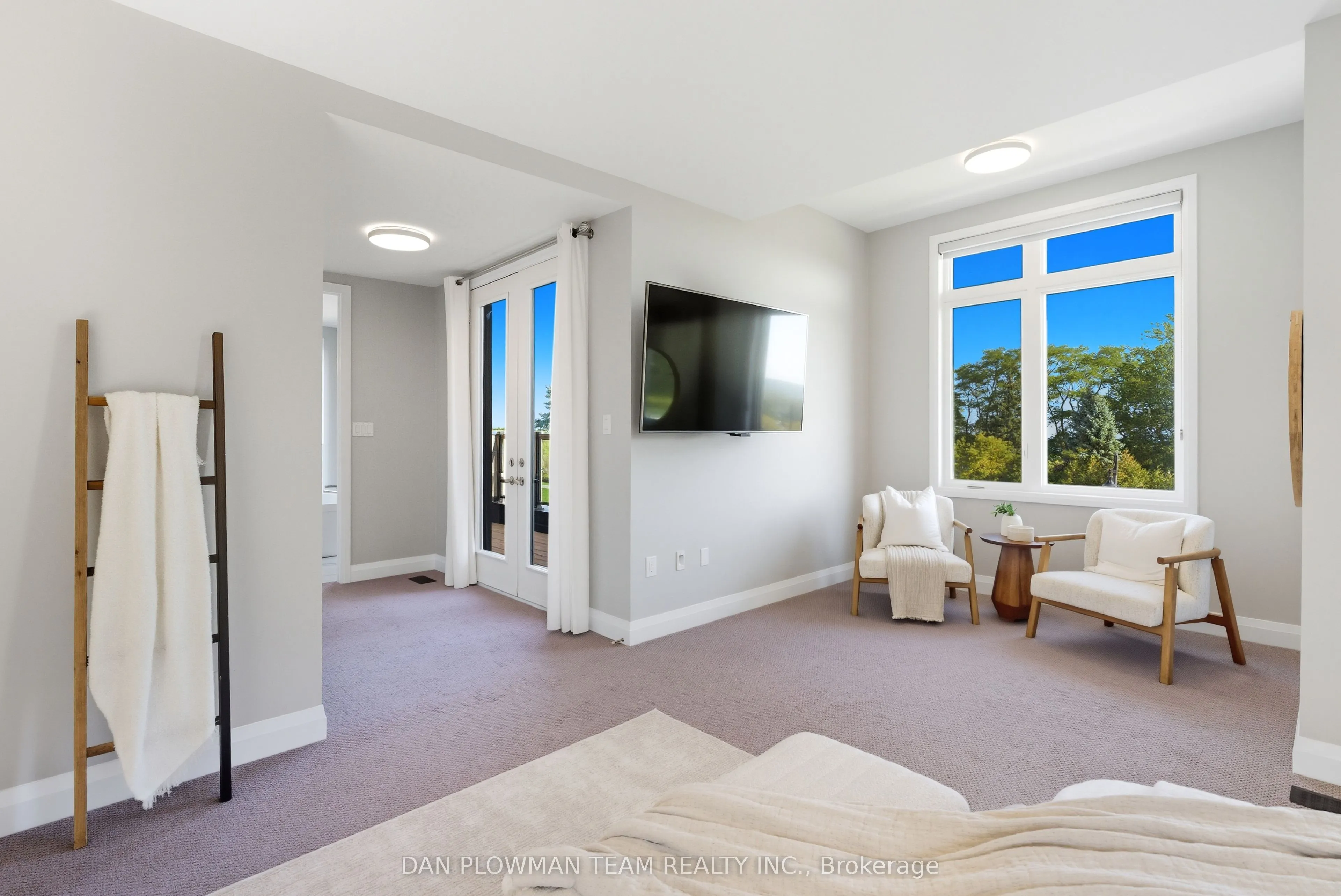 215 Port Darlington Road