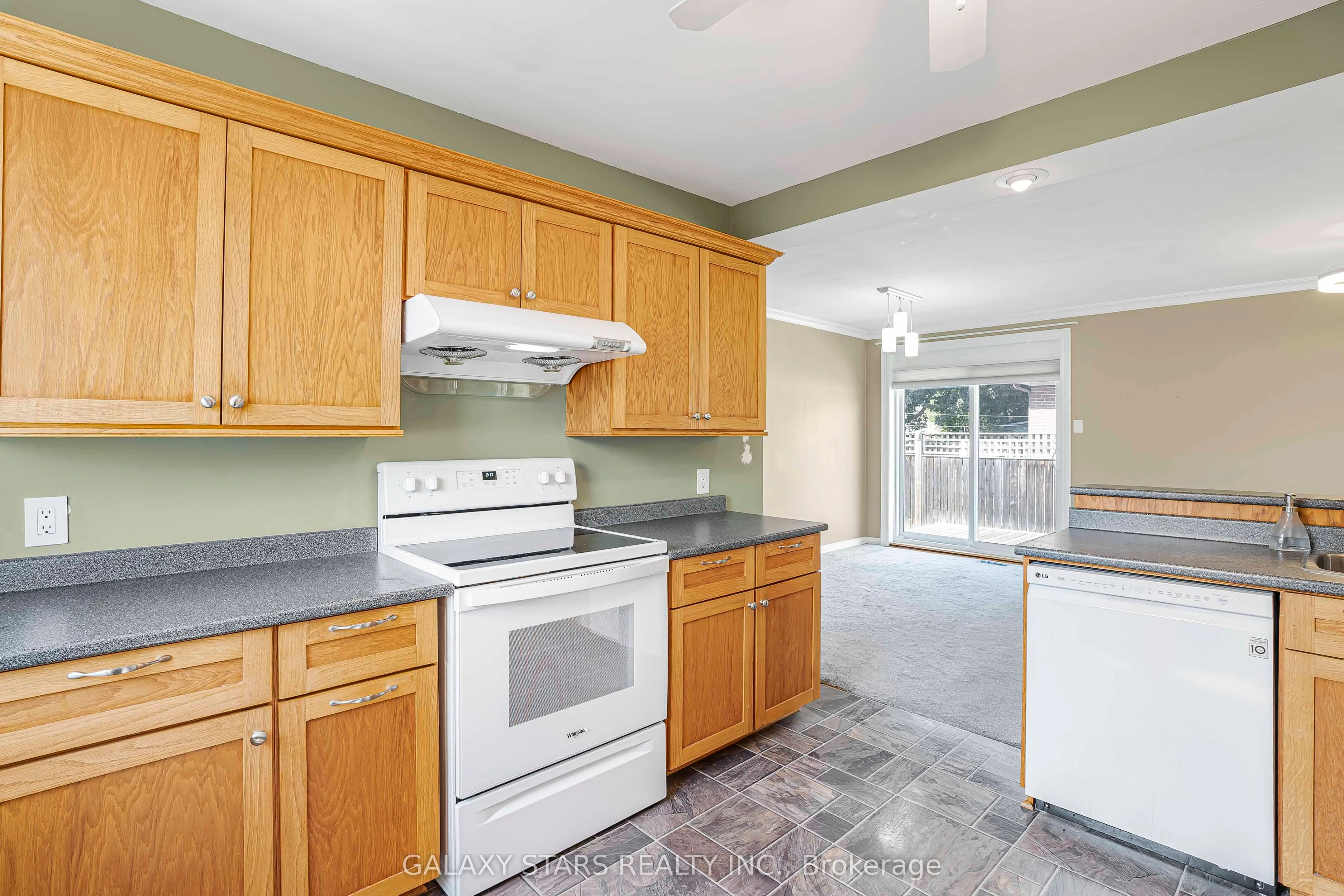 1012 Wardman Crescent, #Main