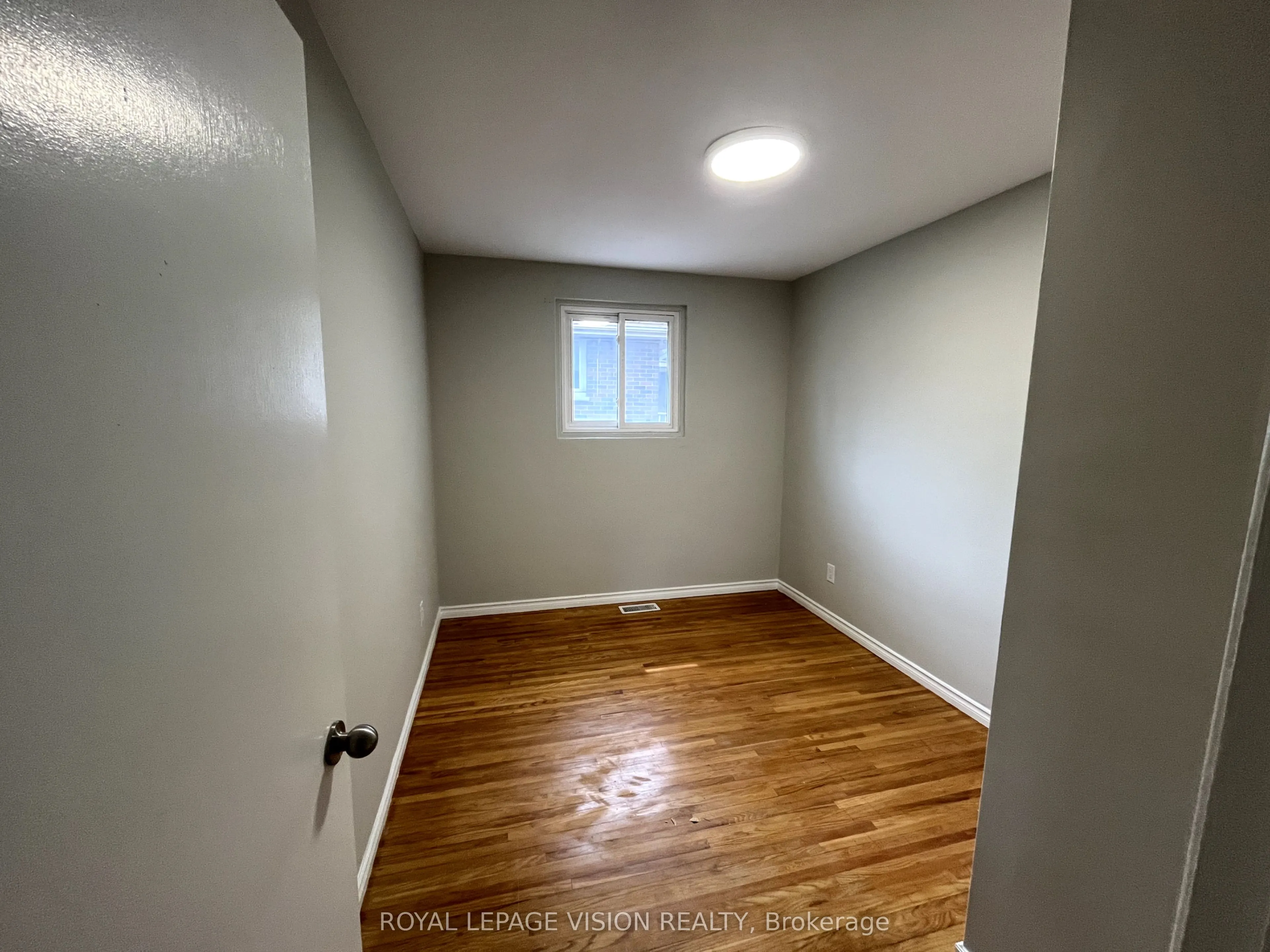 784 Olive Avenue, #Main Floor