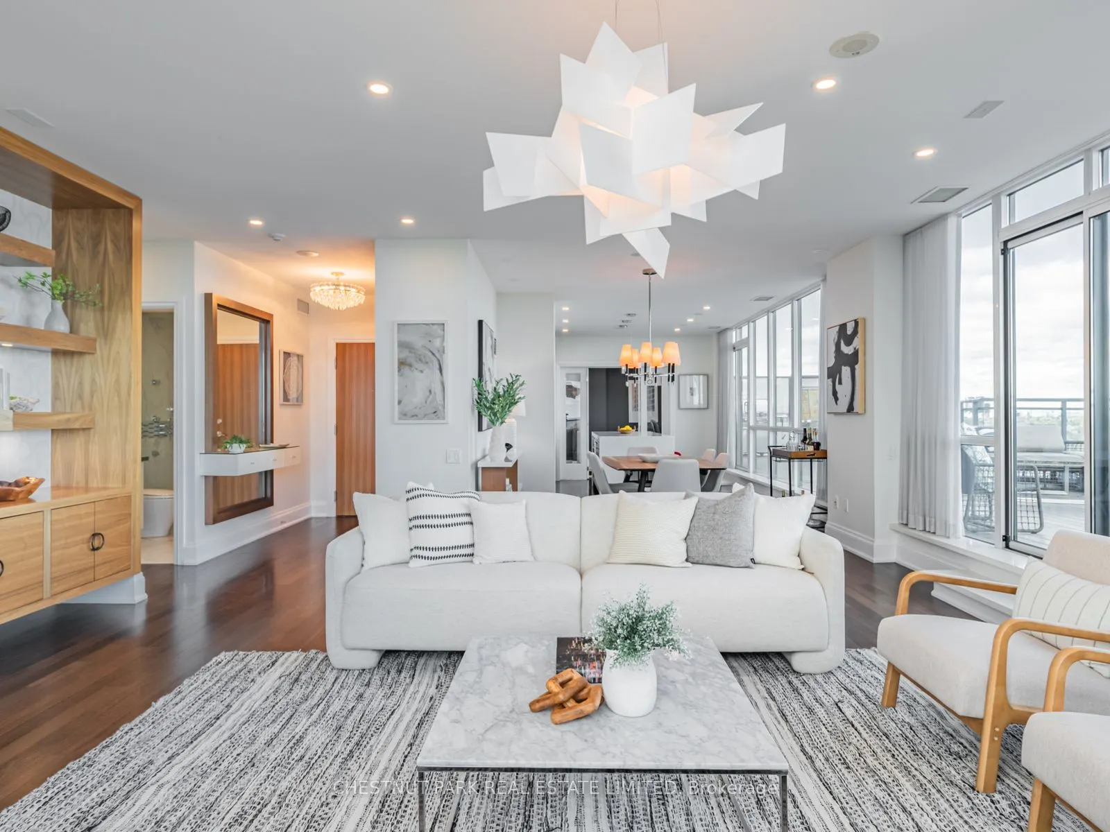 1048 Broadview Avenue, #PH02
