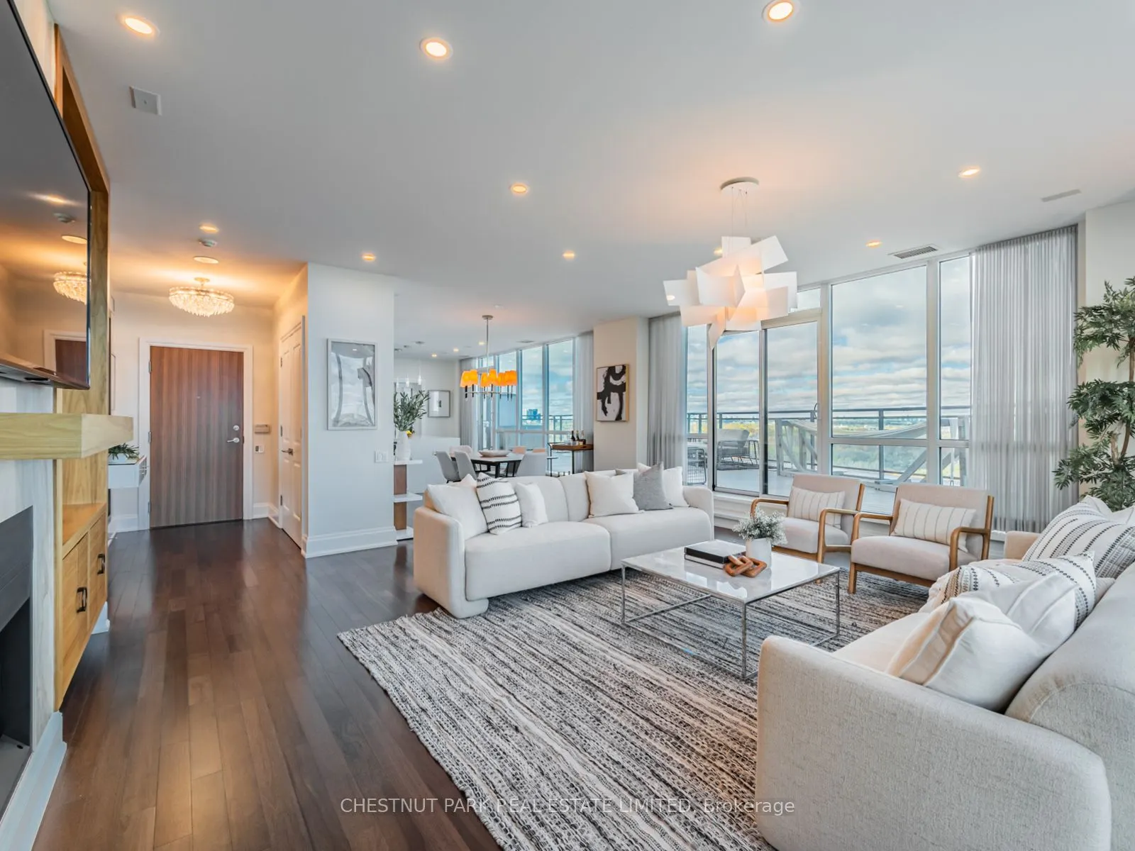 1048 Broadview Avenue, #PH02