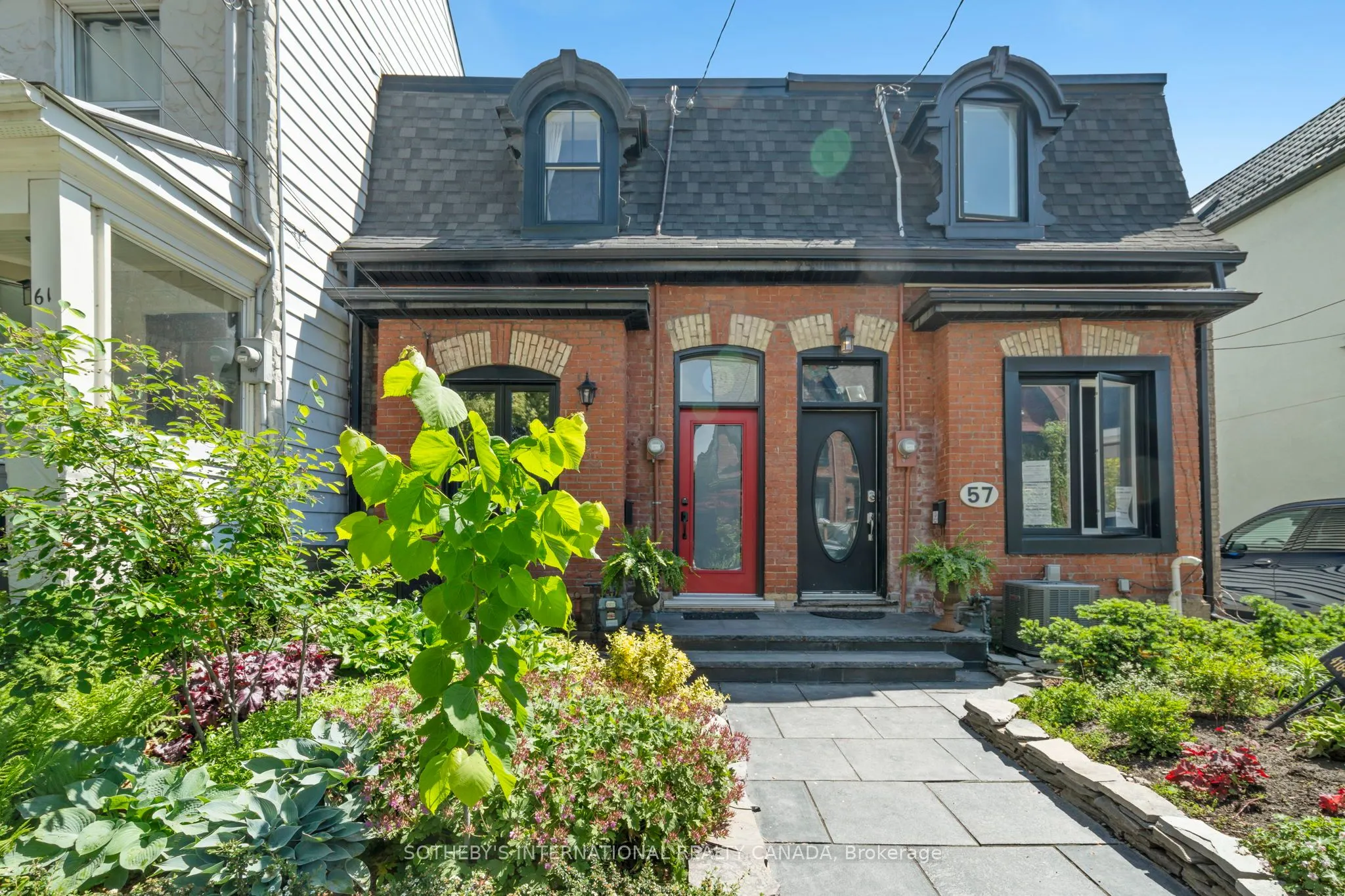 59 De Grassi Street