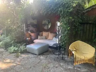 91 Ivy Avenue