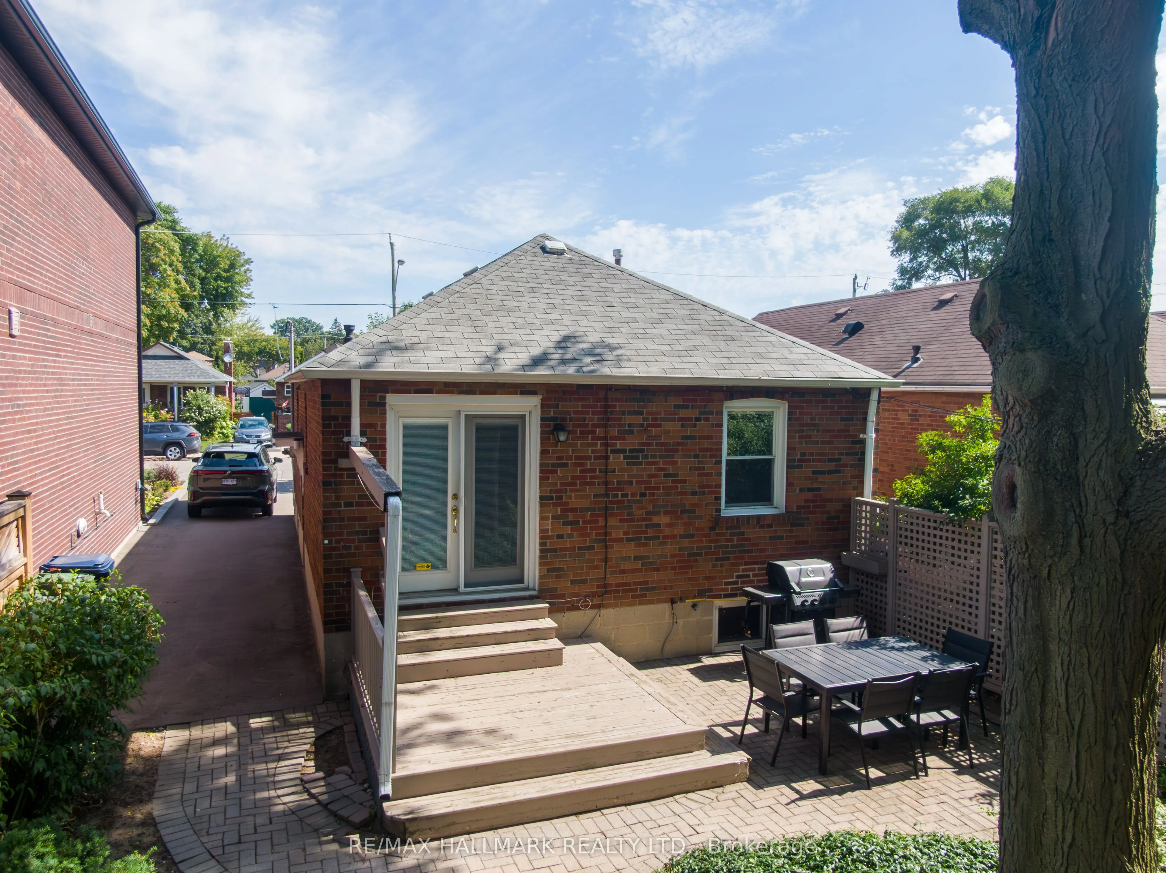 6 Athlone Road