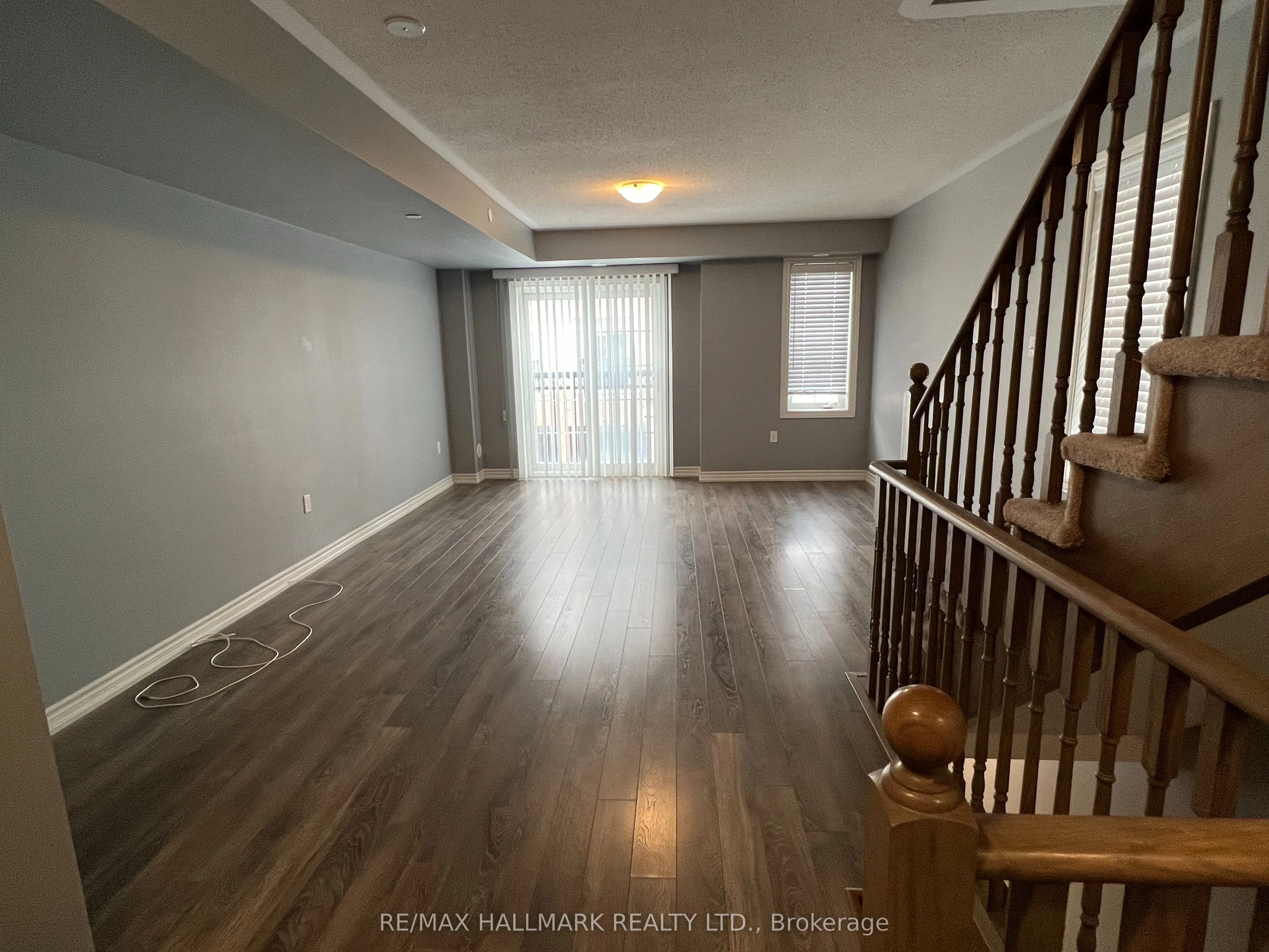 2486 Rosedrop Path