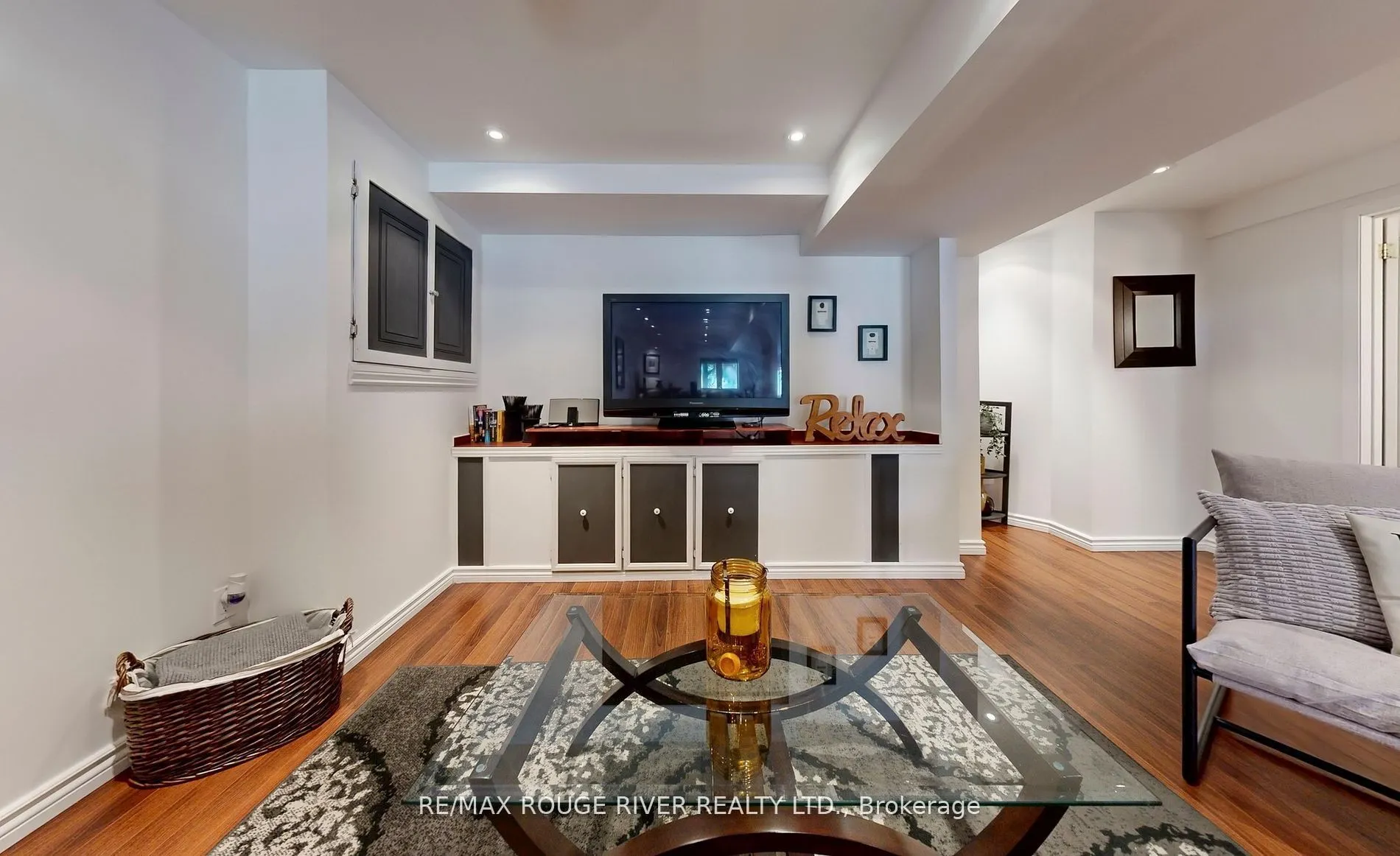 13 Dagwell Crescent