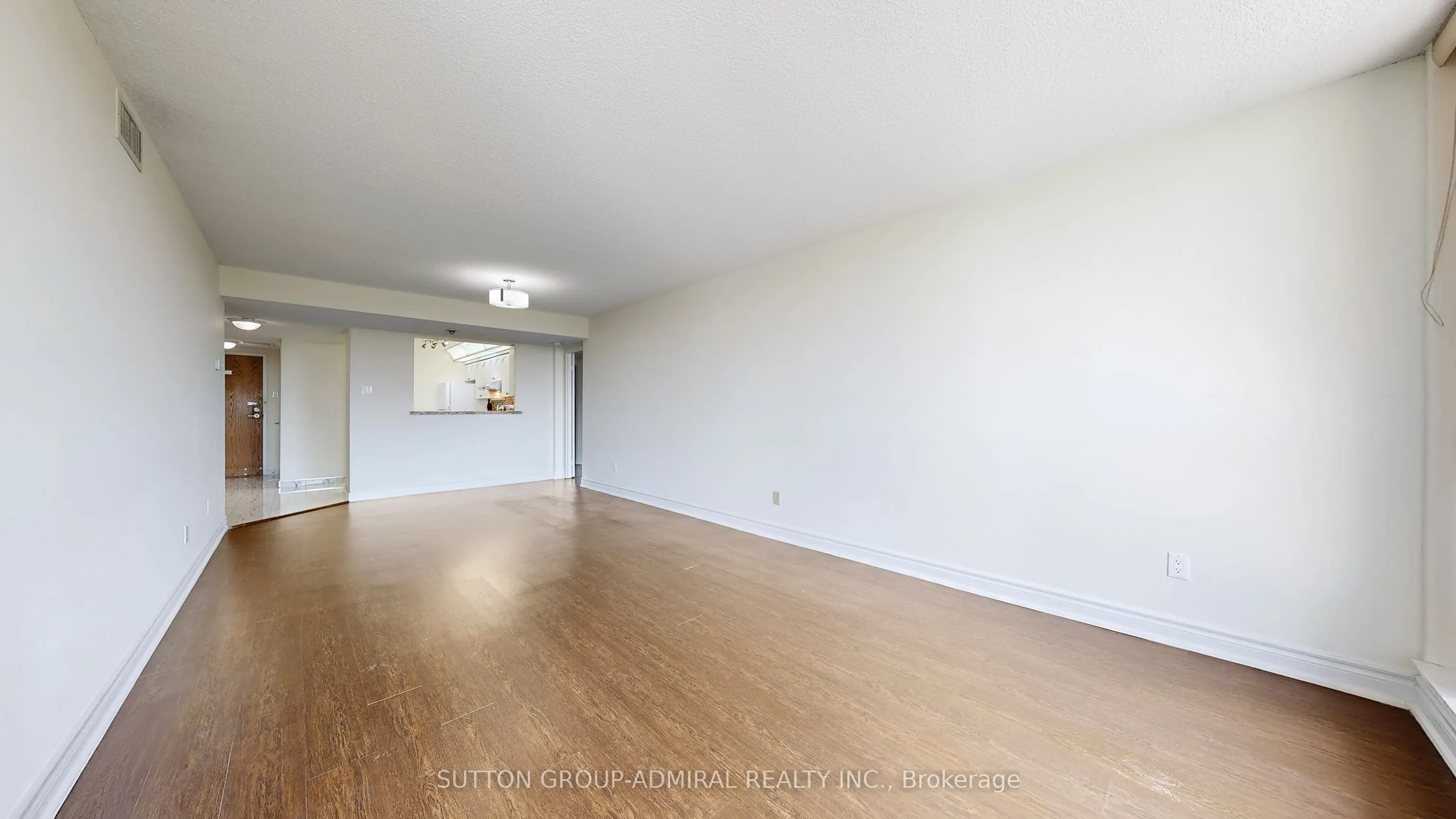 4727 Sheppard Avenue E