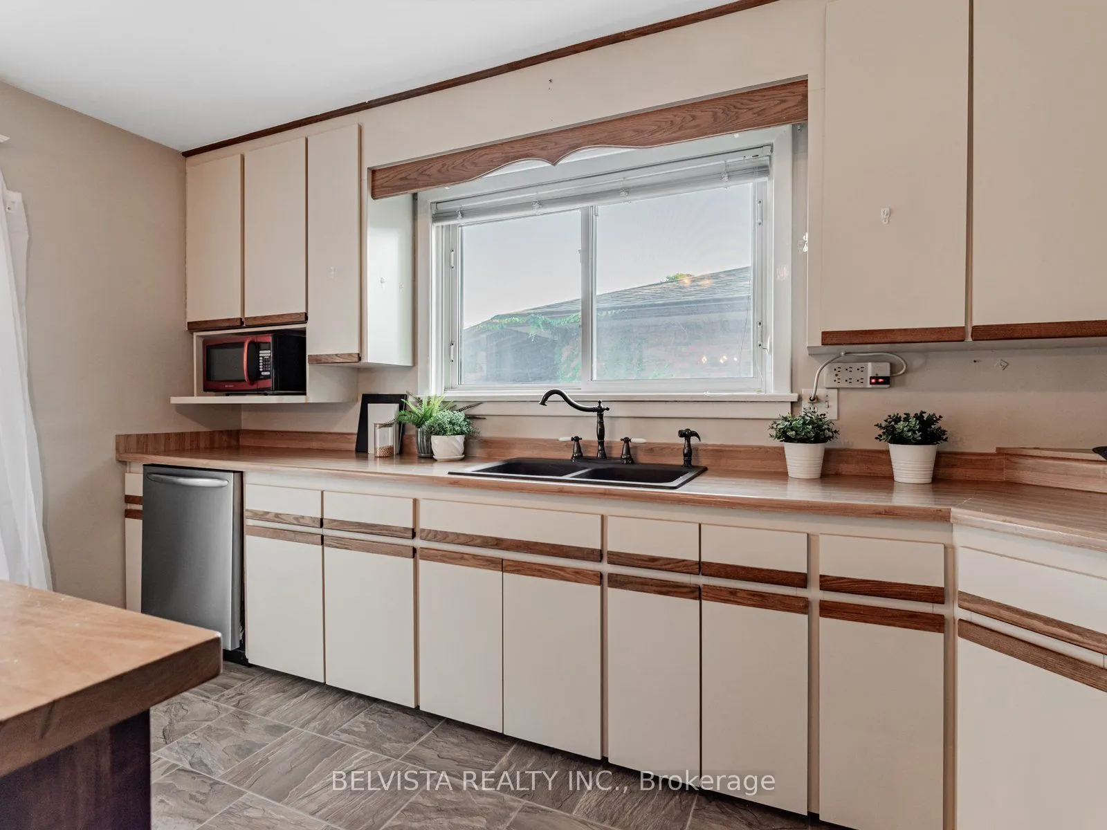 369 Lasalle Avenue