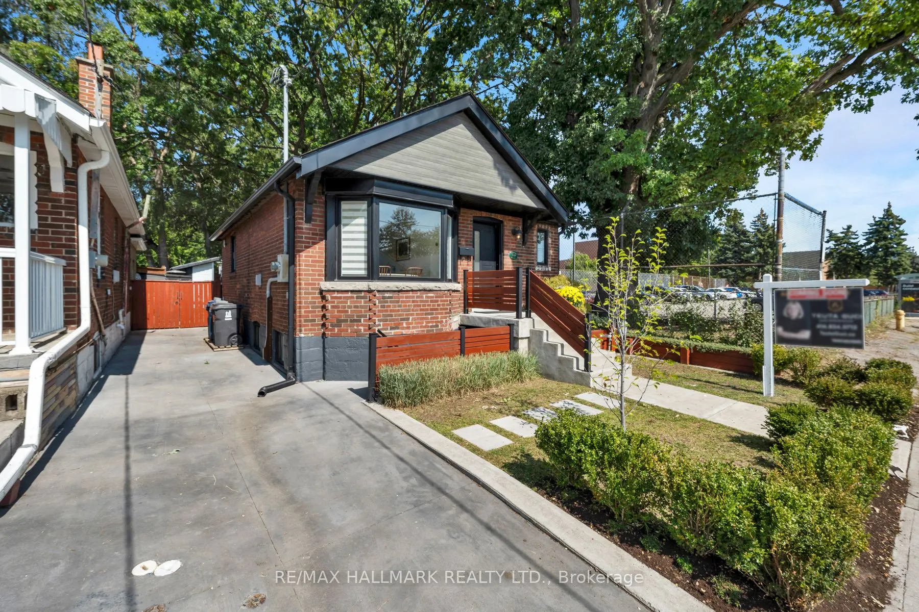 510 Cosburn Avenue