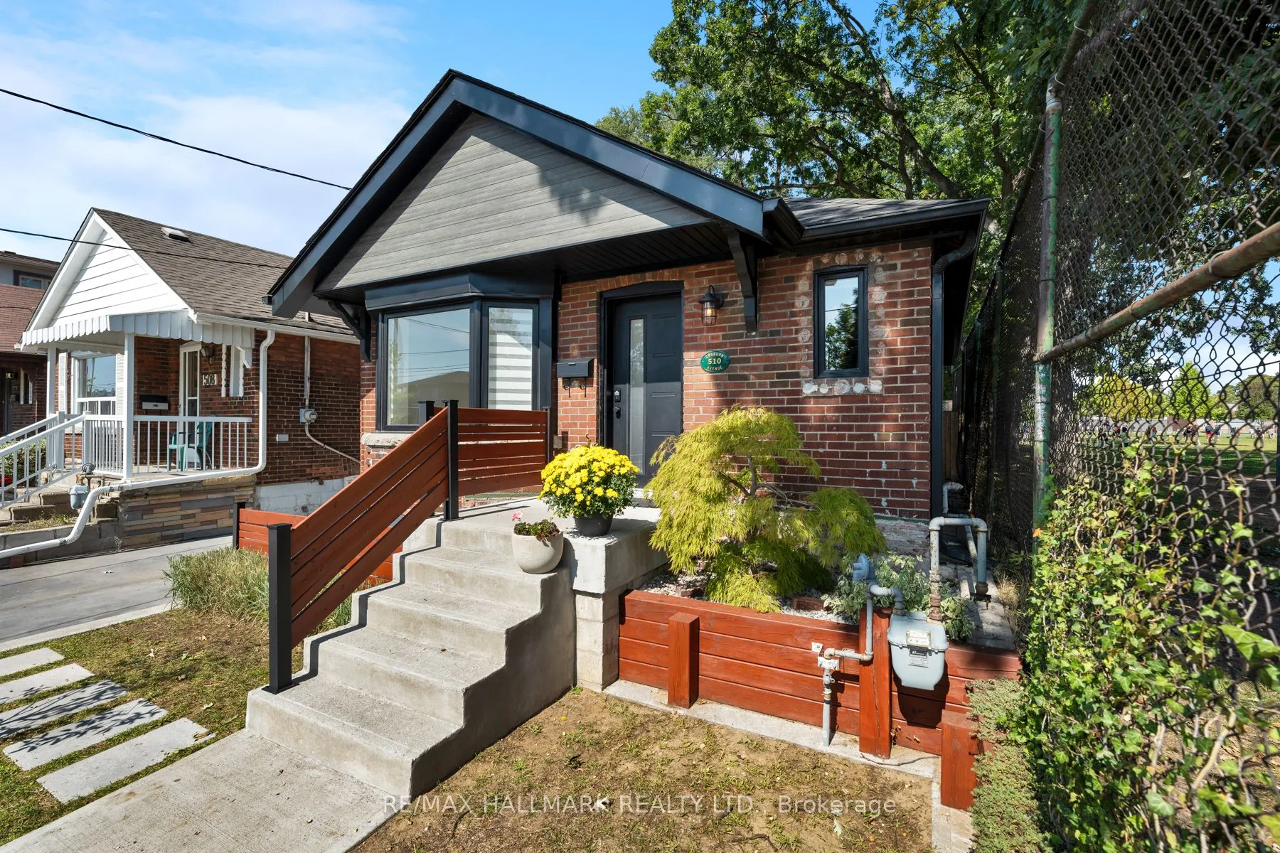 510 Cosburn Avenue