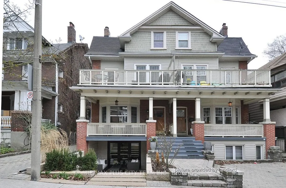 37 Fernwood Park Avenue, #1