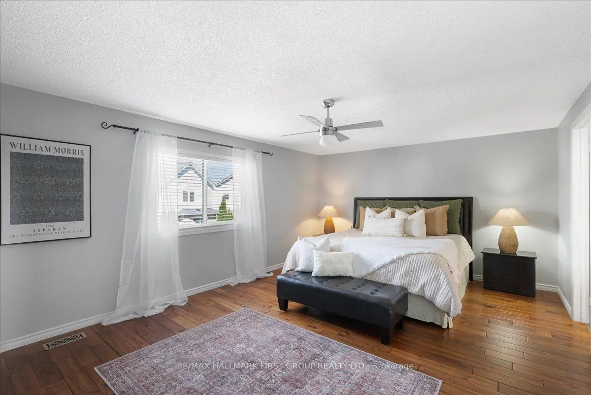 536 Woodmount Crescent