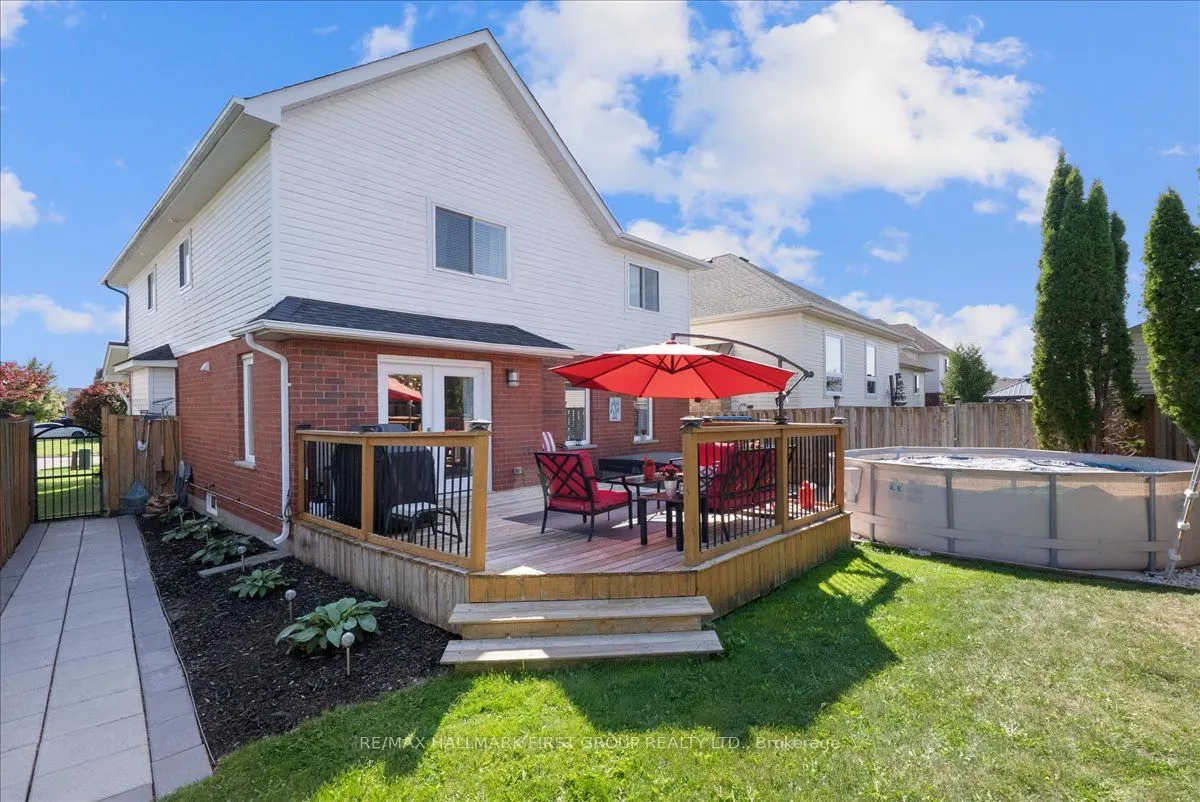536 Woodmount Crescent