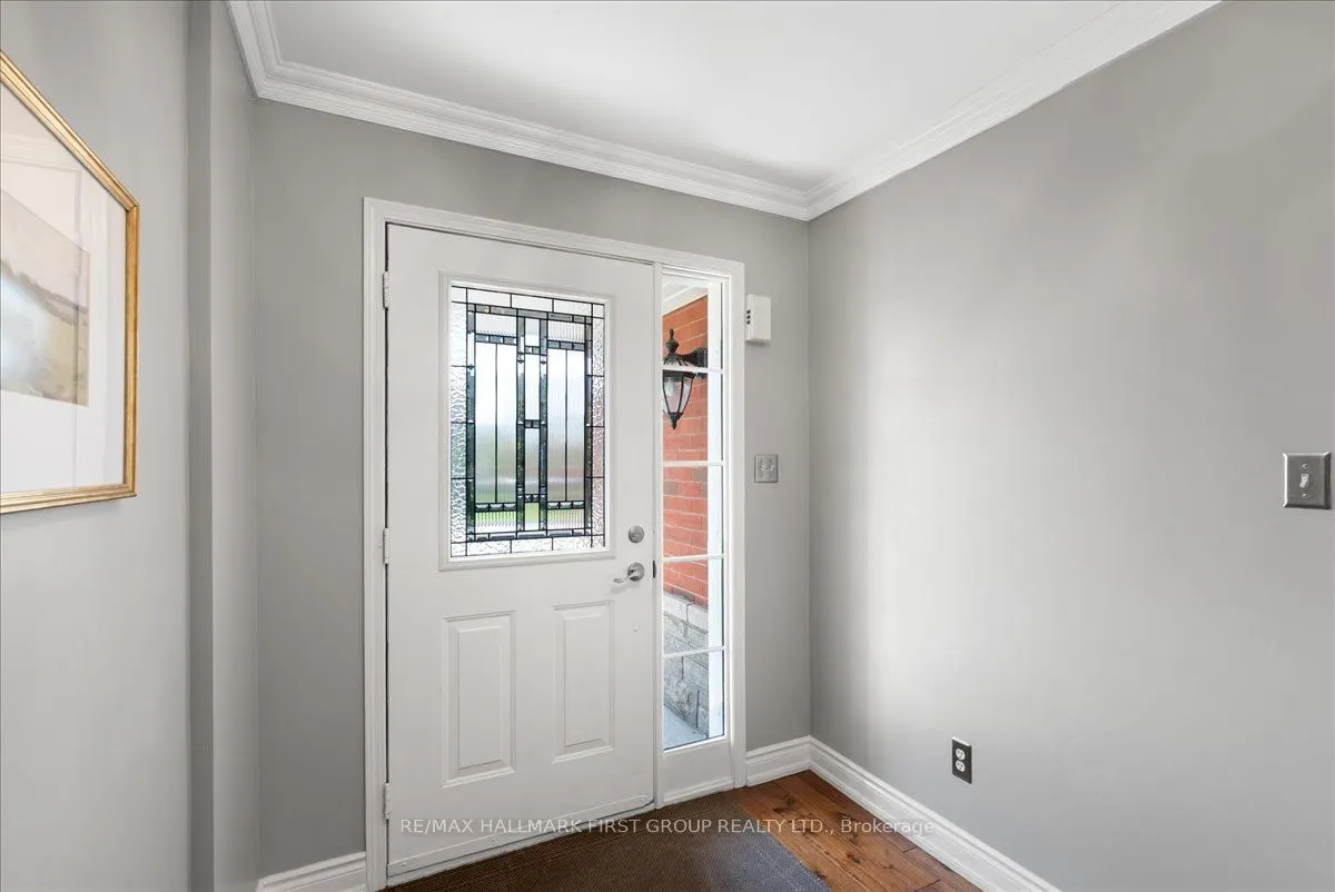 536 Woodmount Crescent