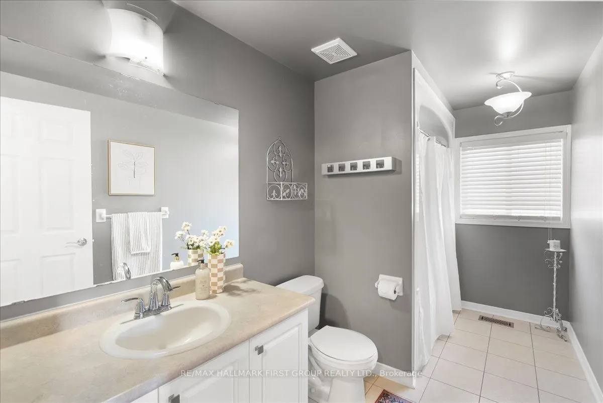 536 Woodmount Crescent