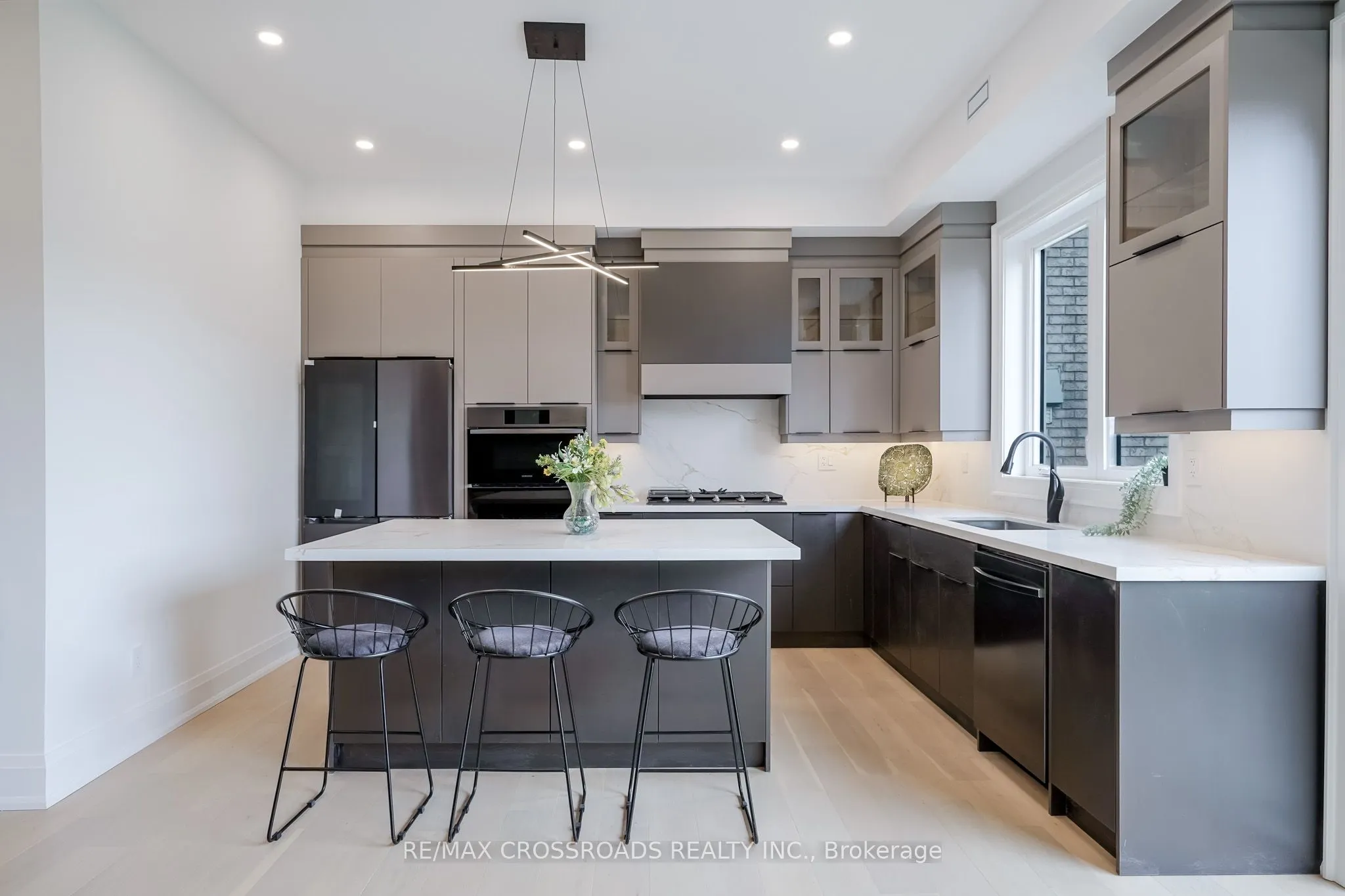 112 Blantyre Avenue