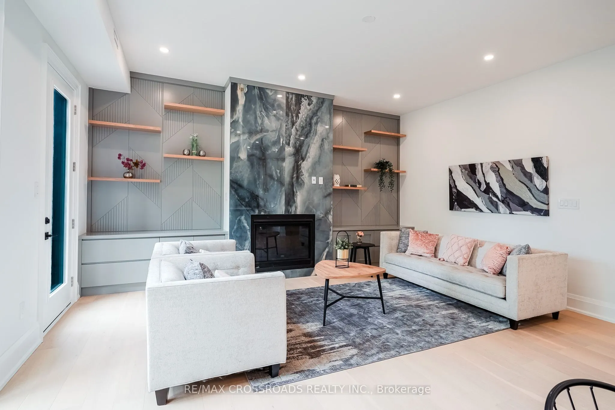 112 Blantyre Avenue