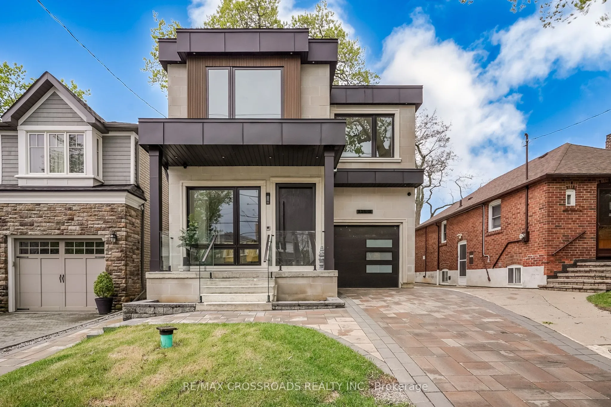 112 Blantyre Avenue