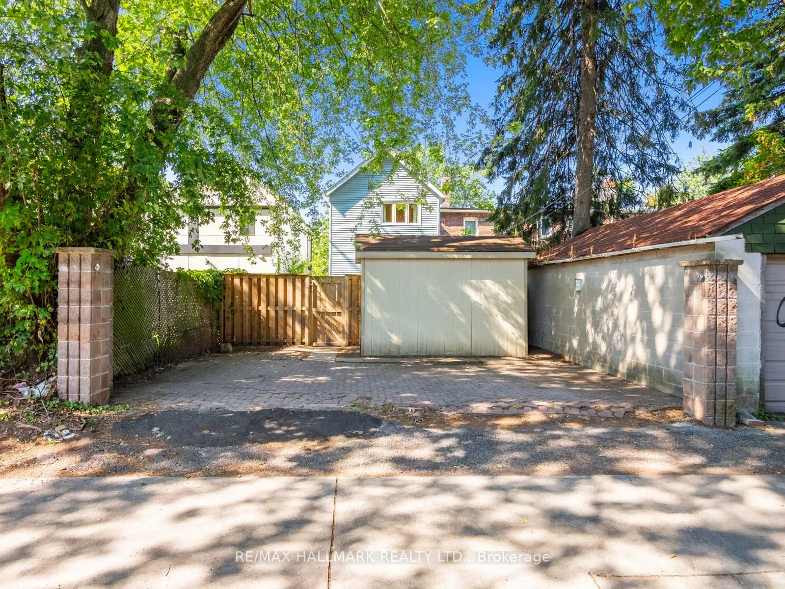 101 Chisholm Avenue