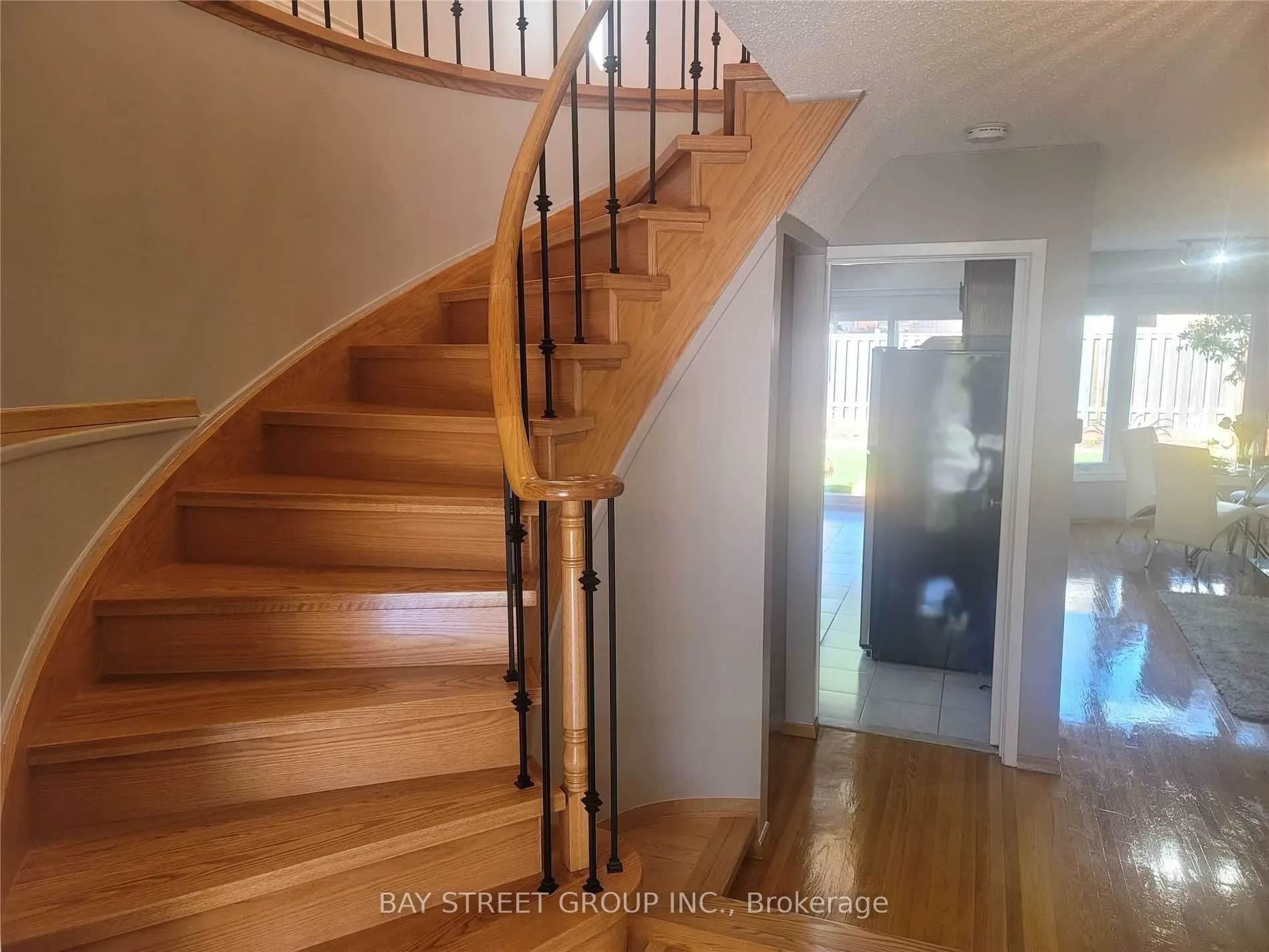 95 Fawndale Crescent