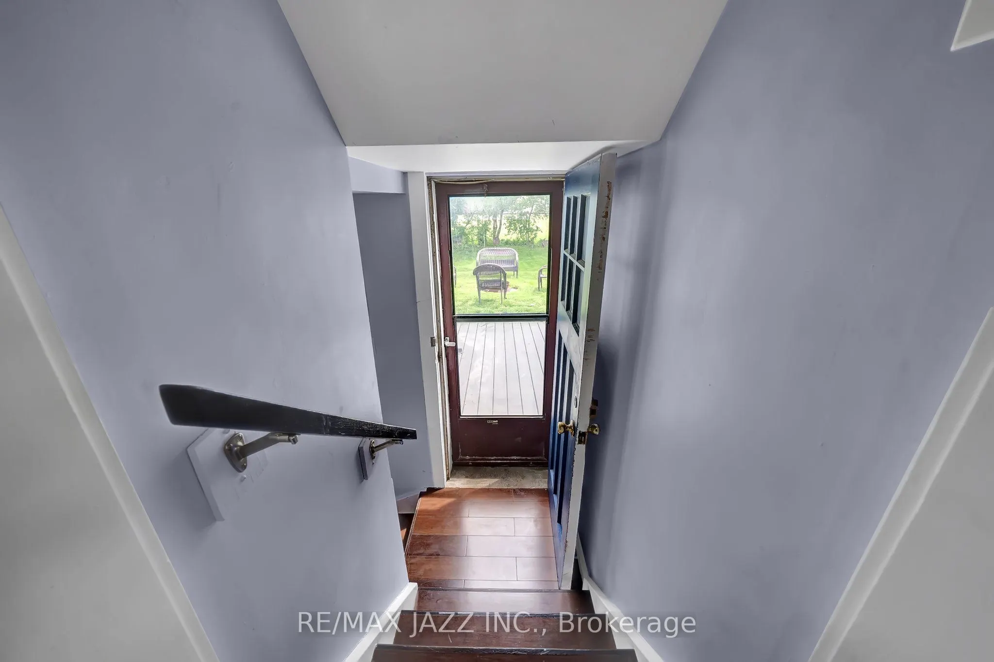 303 Gliddon Avenue