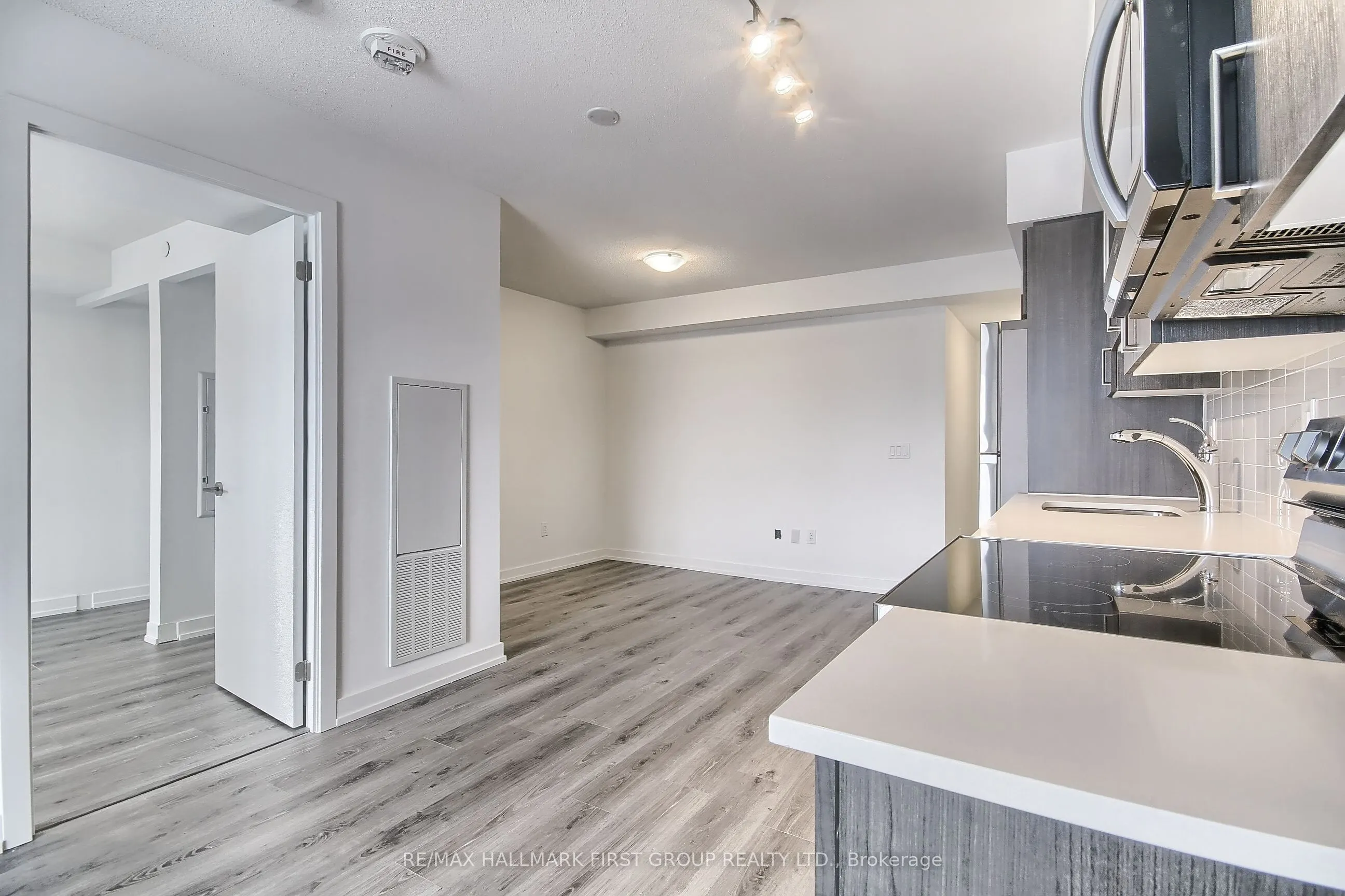 1480 Bayly Street, #908