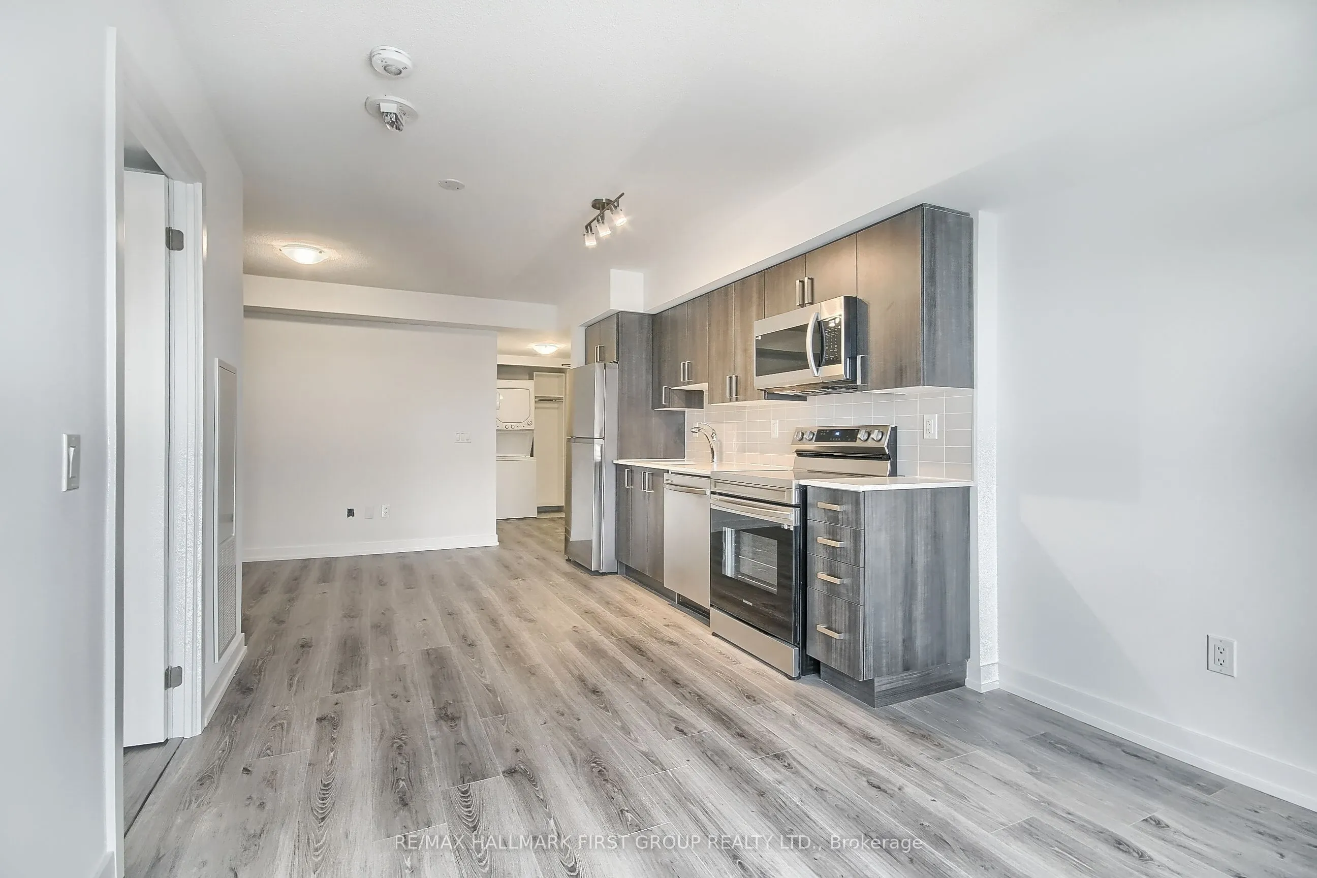 1480 Bayly Street, #908