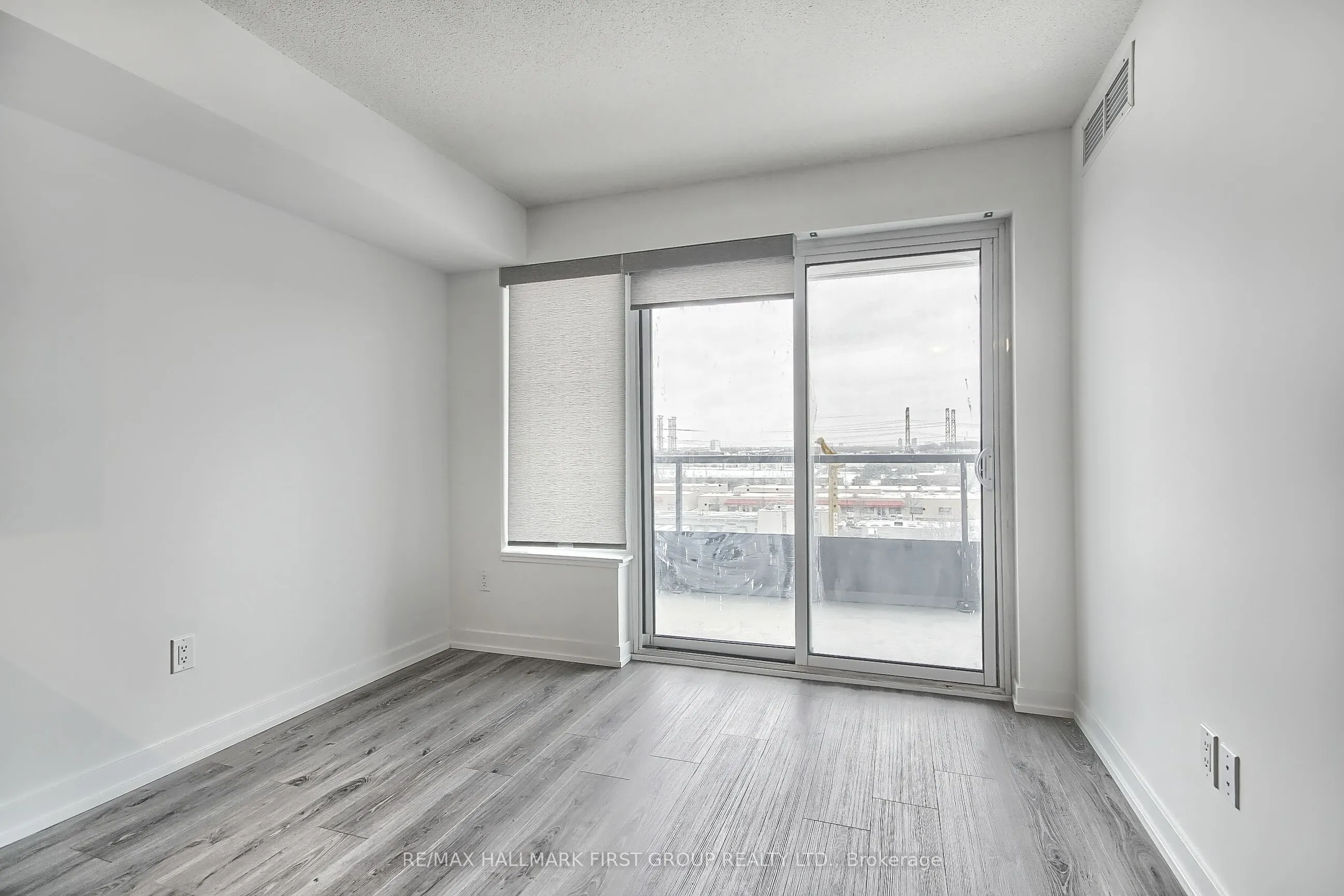 1480 Bayly Street, #908