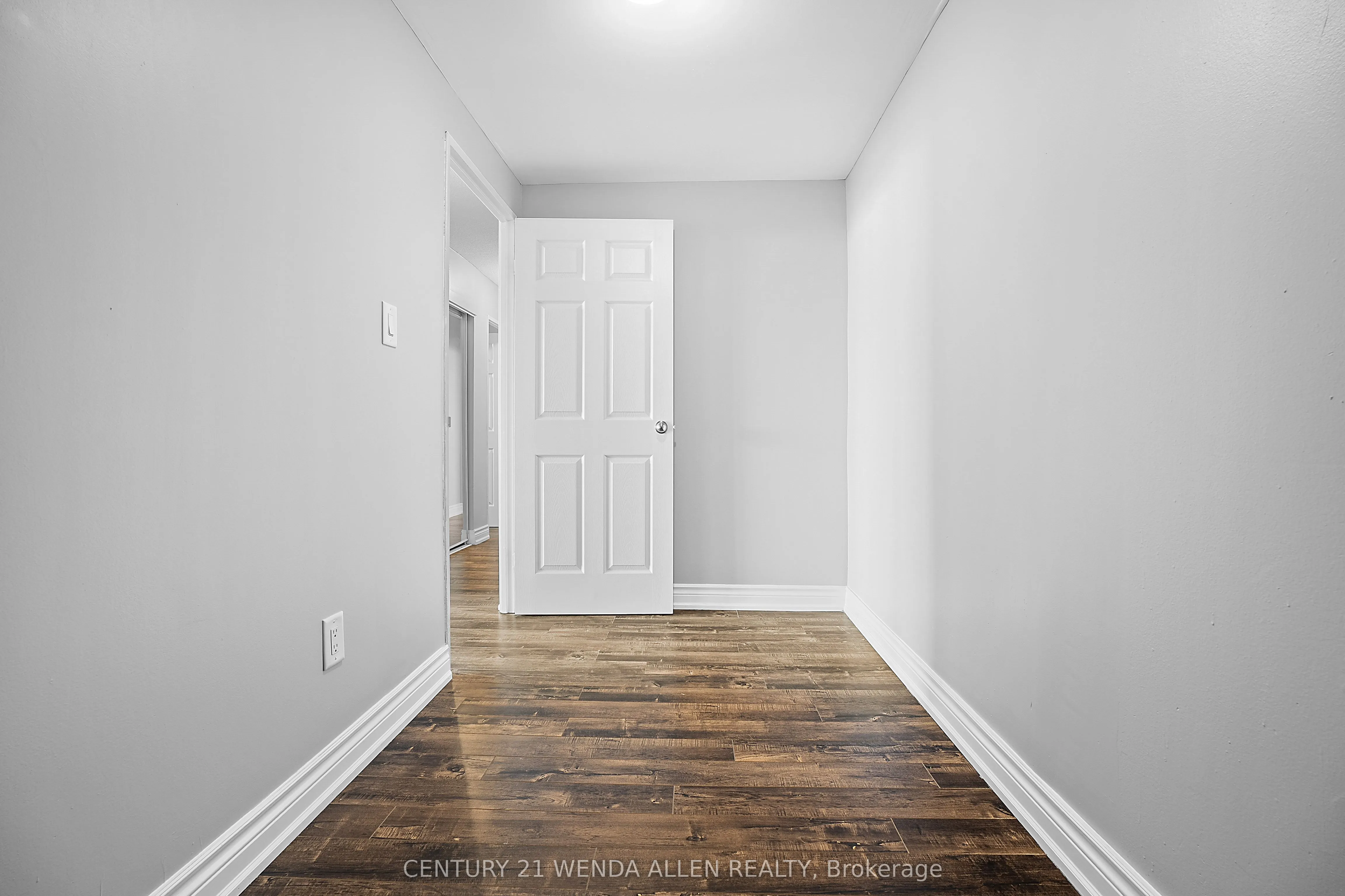100 Wingarden Court, #1507