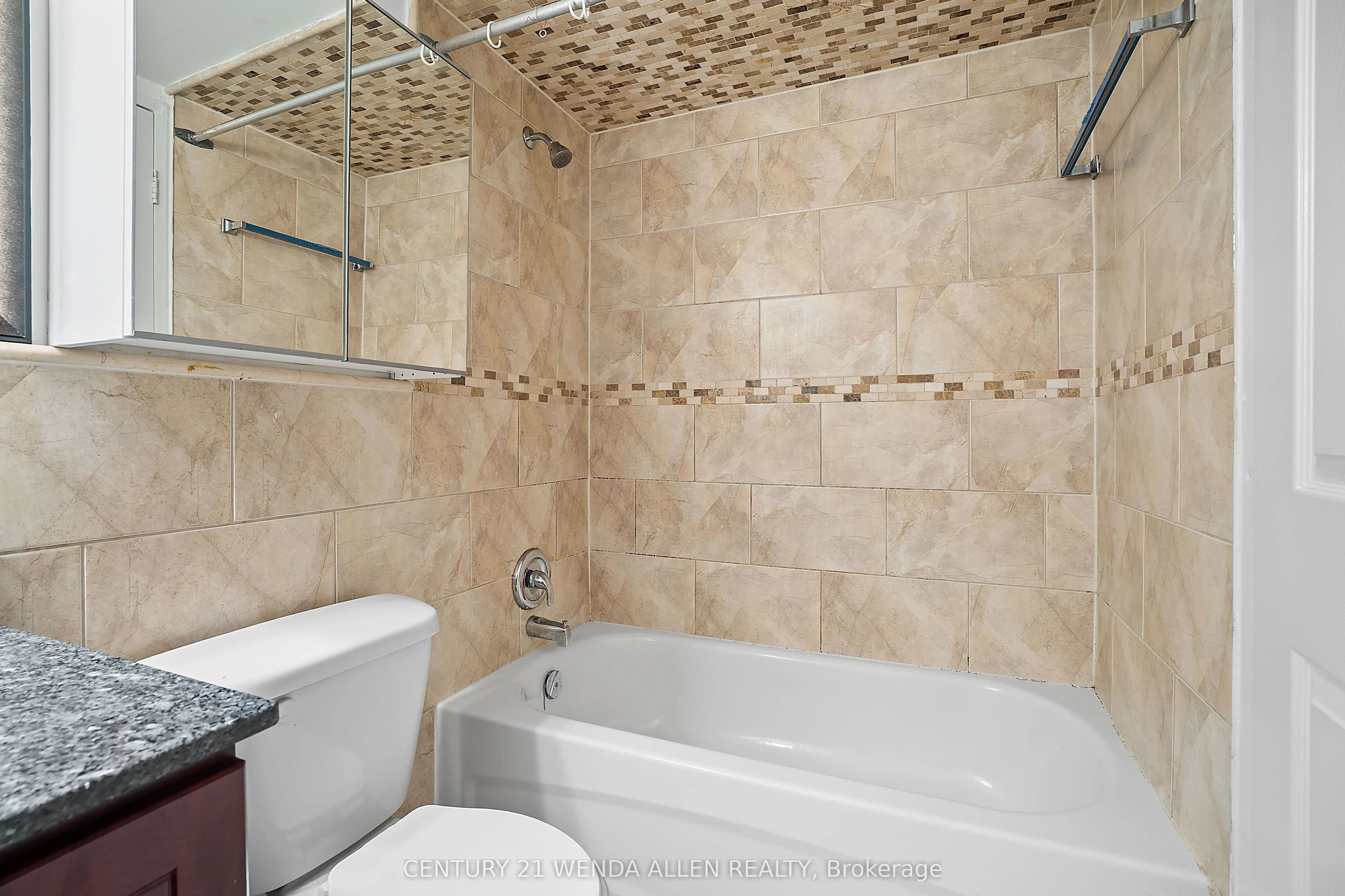 100 Wingarden Court, #1507