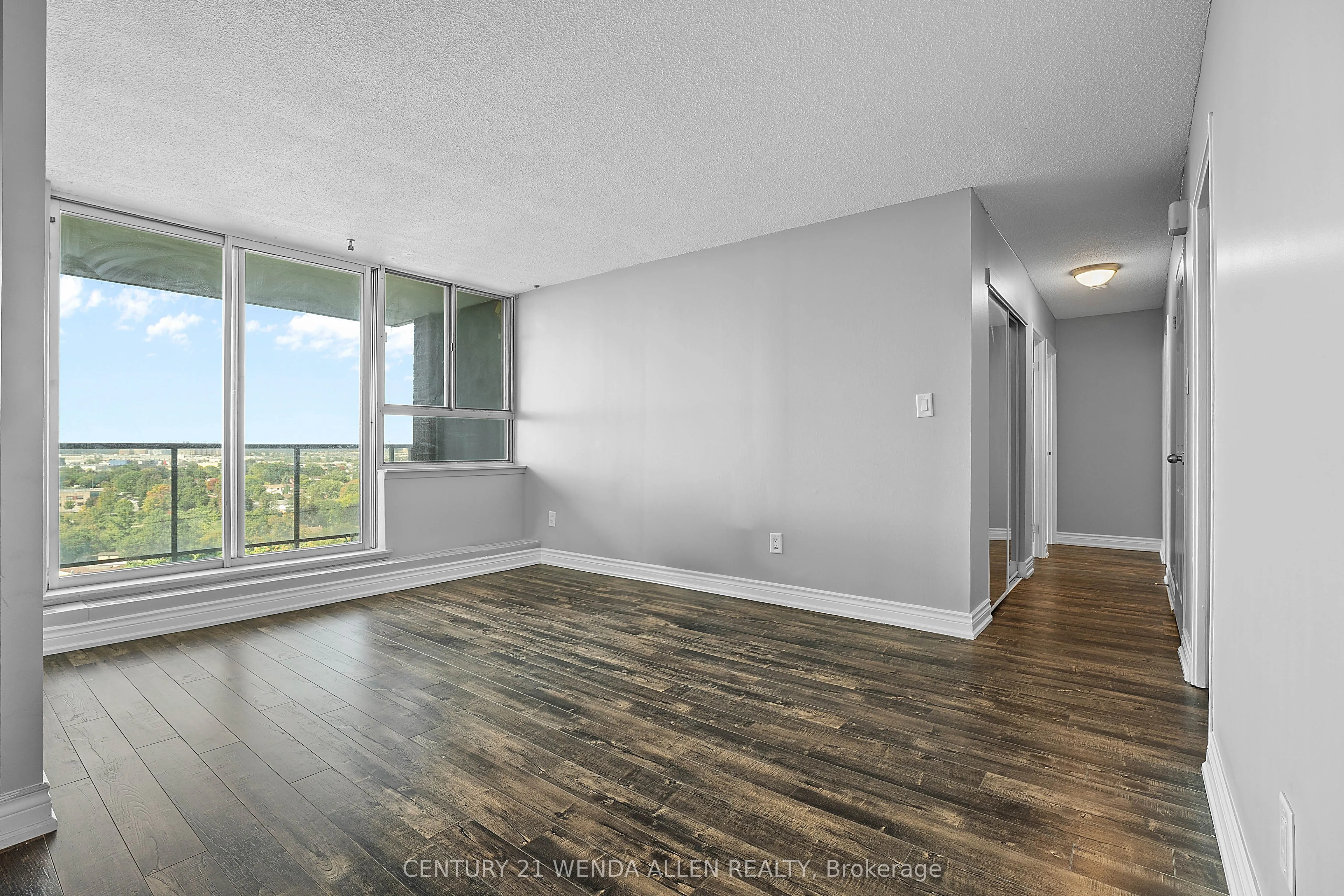 100 Wingarden Court, #1507