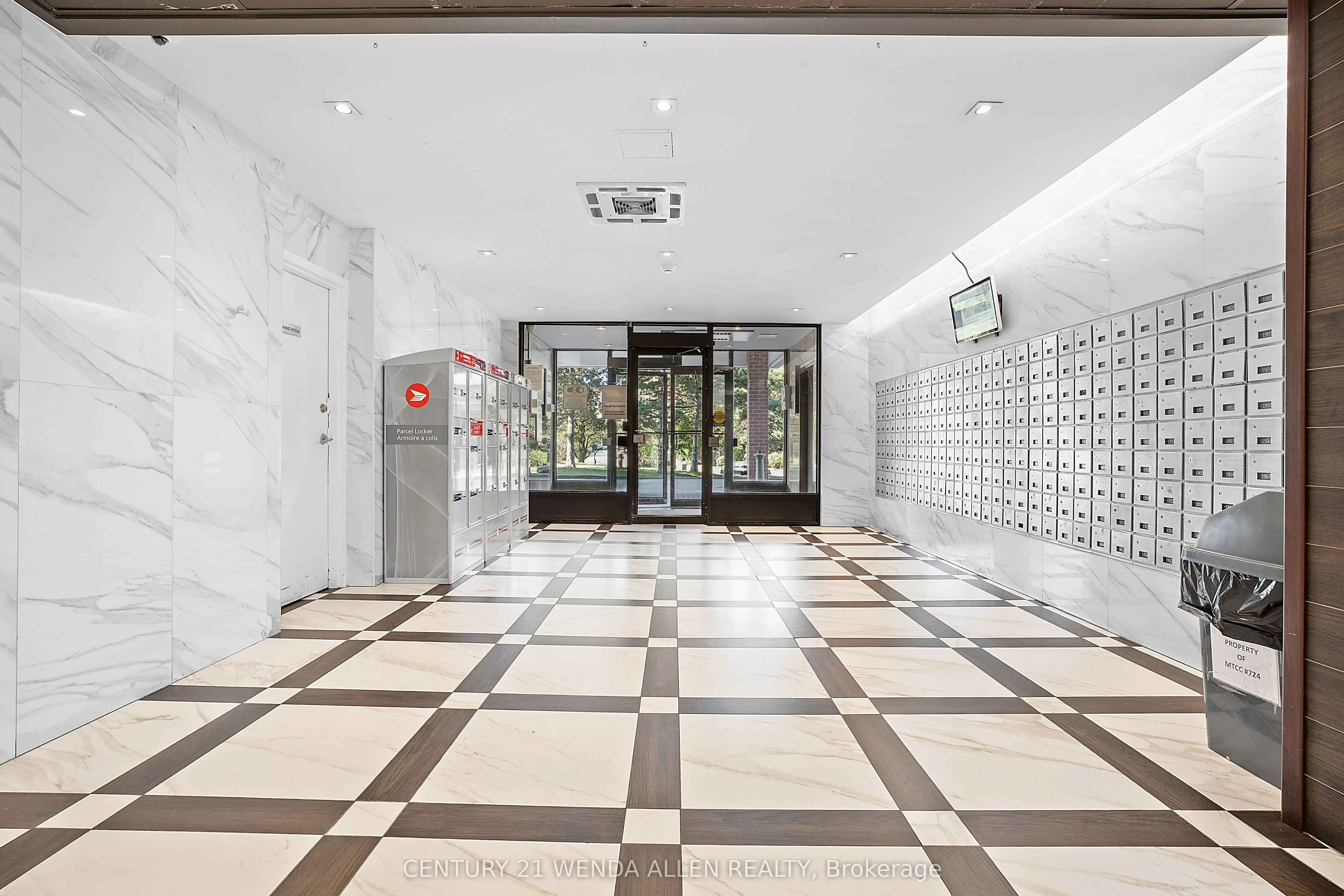 100 Wingarden Court, #1507