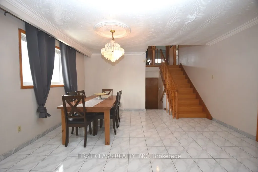 82 Gooderham Drive