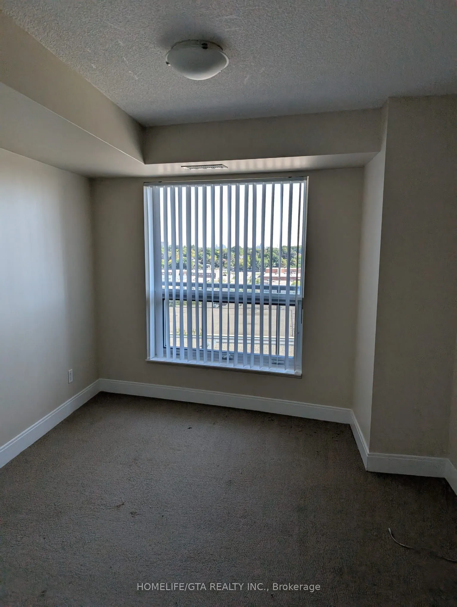 125 Village Green Square, #1002