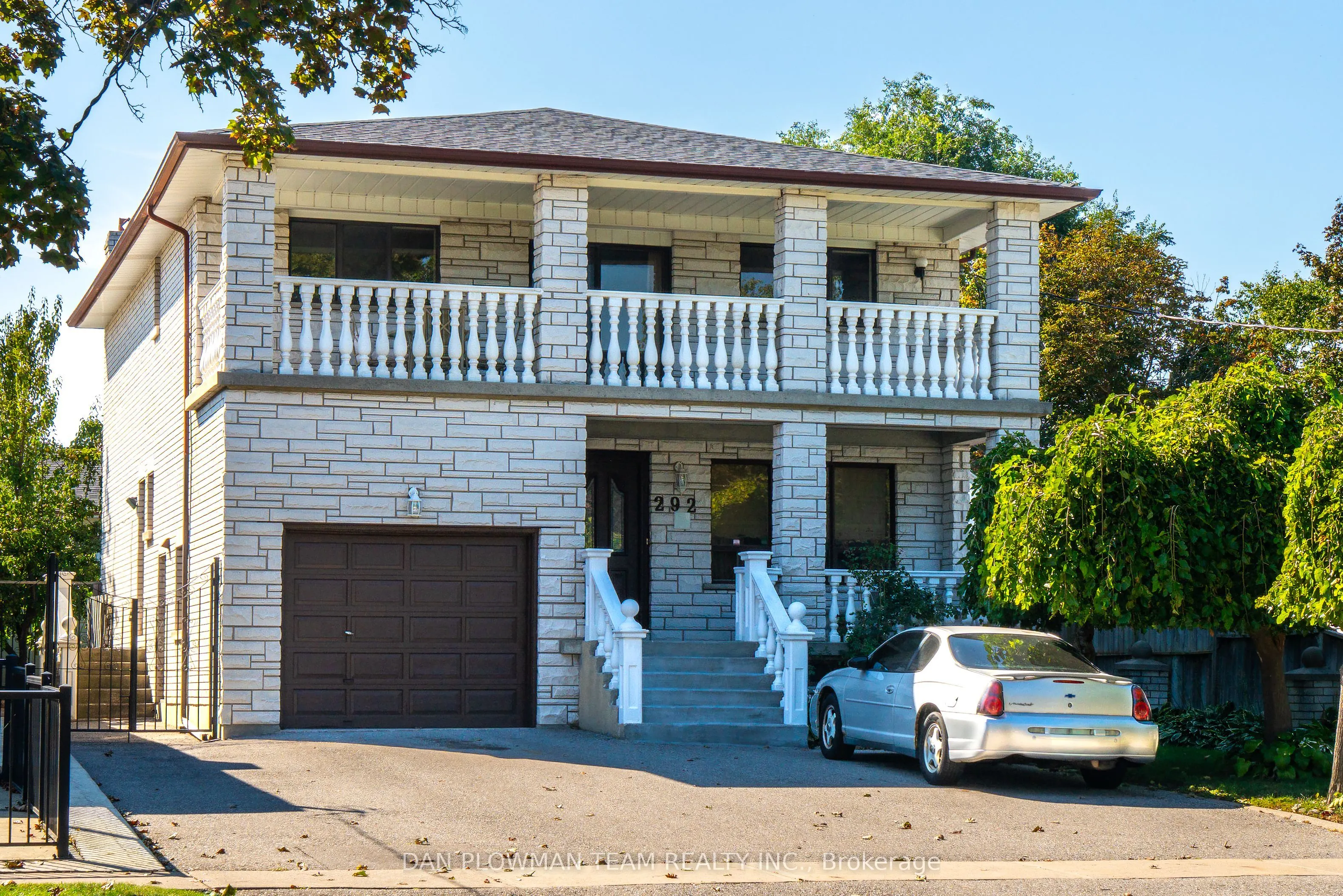 292 Gibbons Street