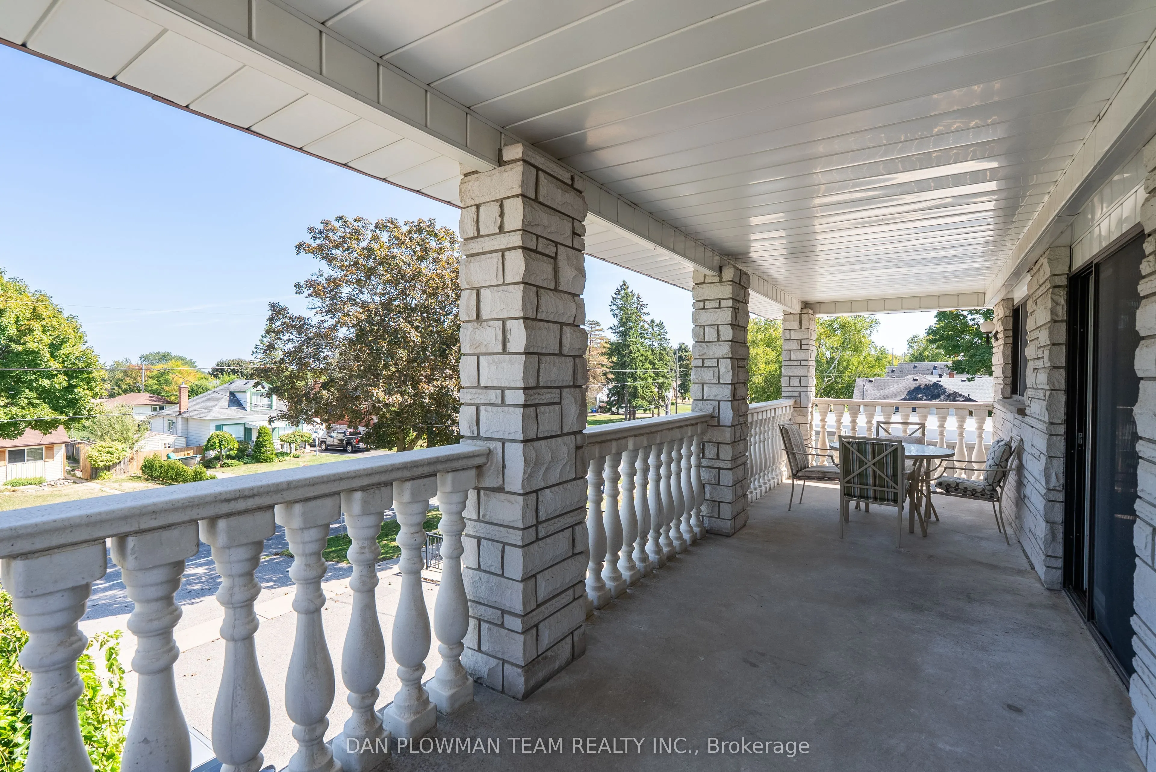 292 Gibbons Street