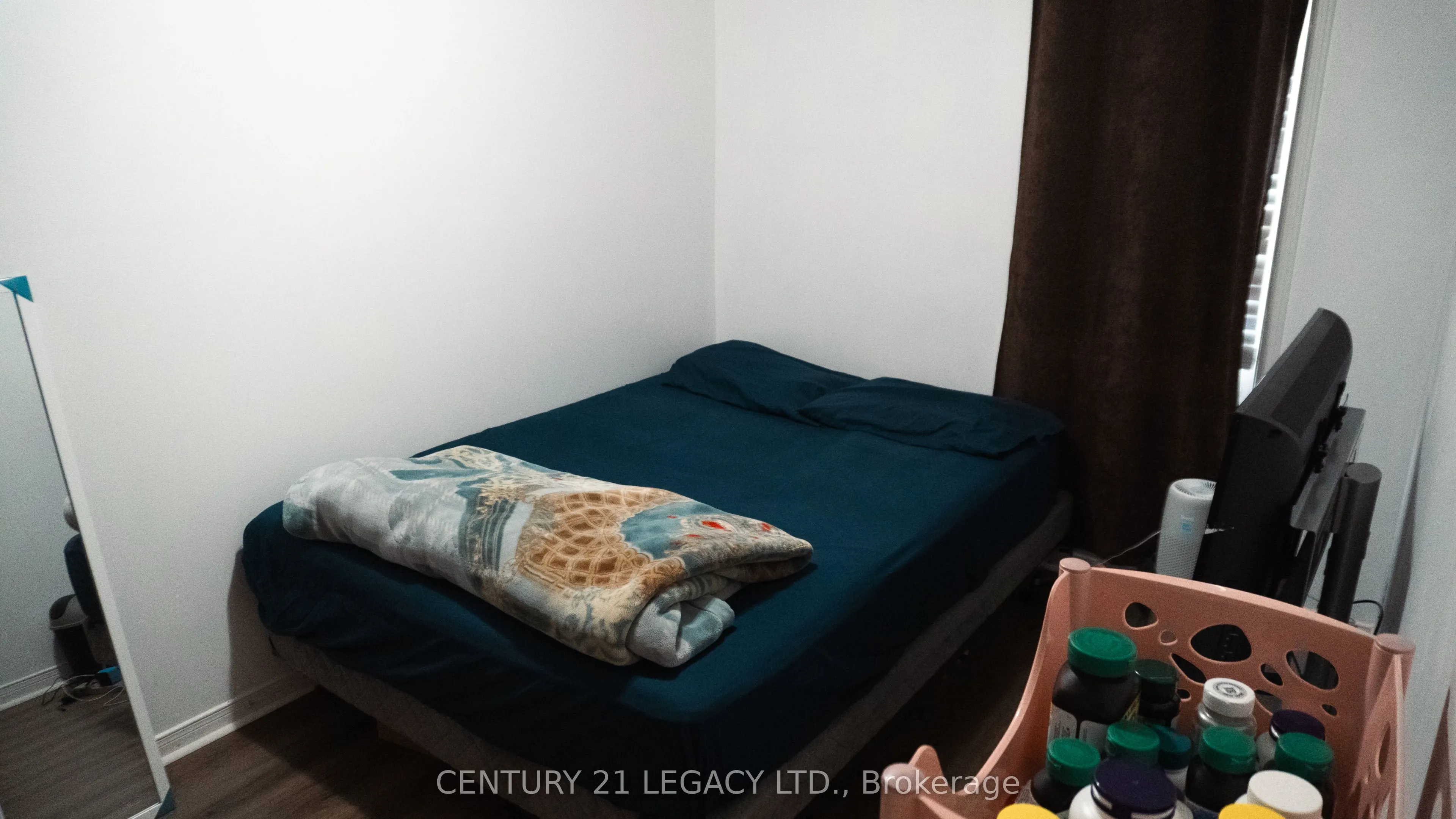 1544 Connery Crescent