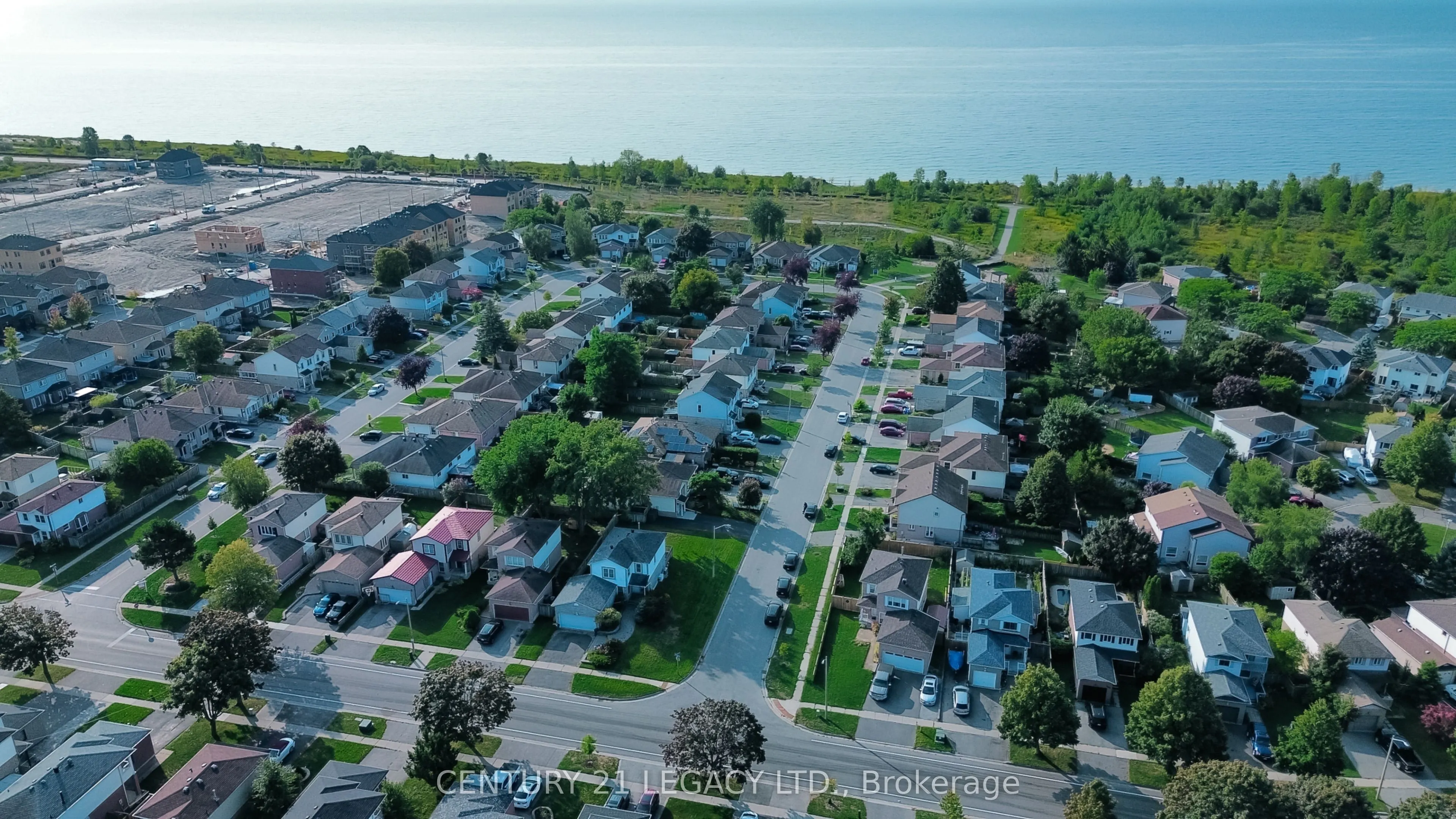 1544 Connery Crescent