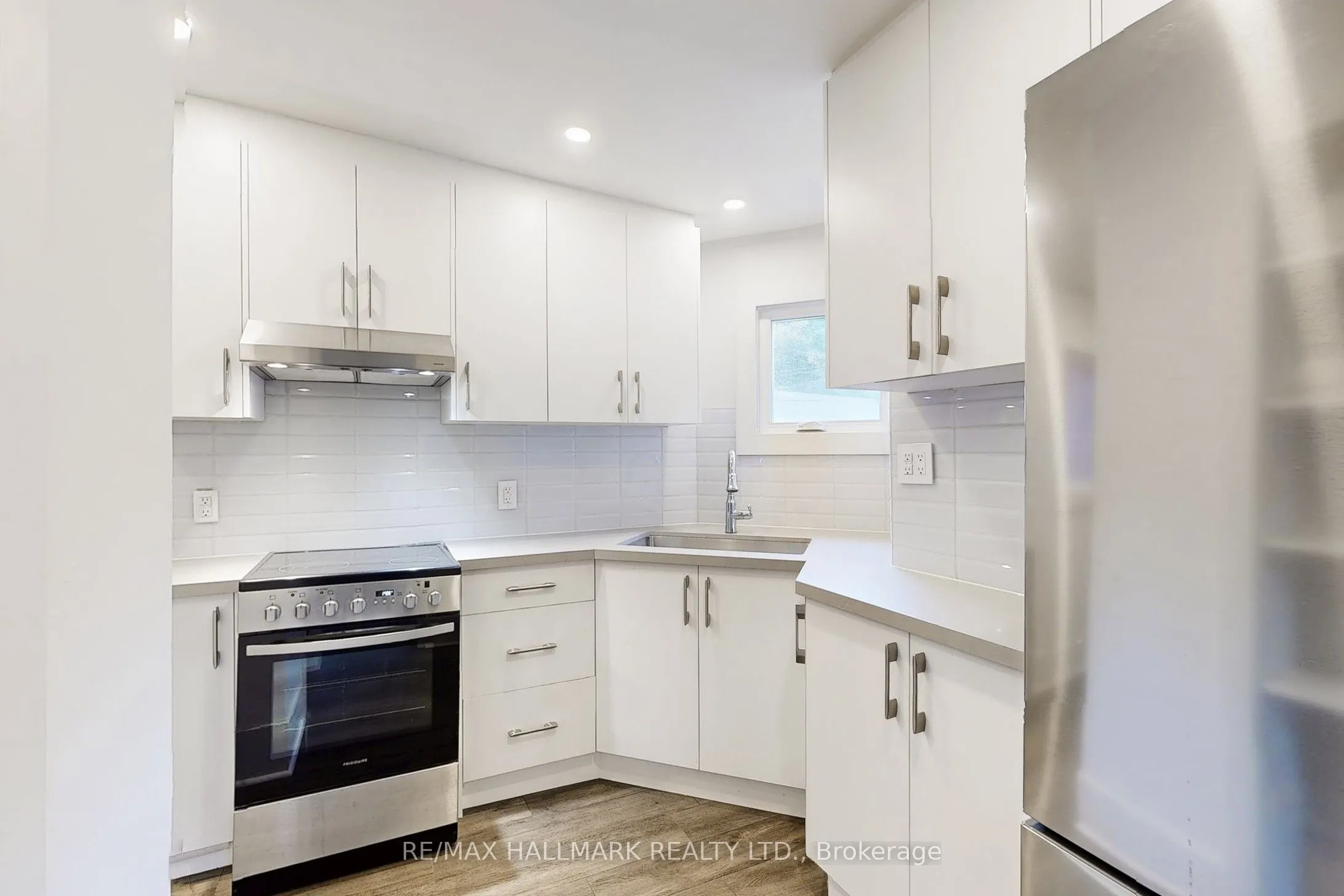 466 Danforth Avenue, #A