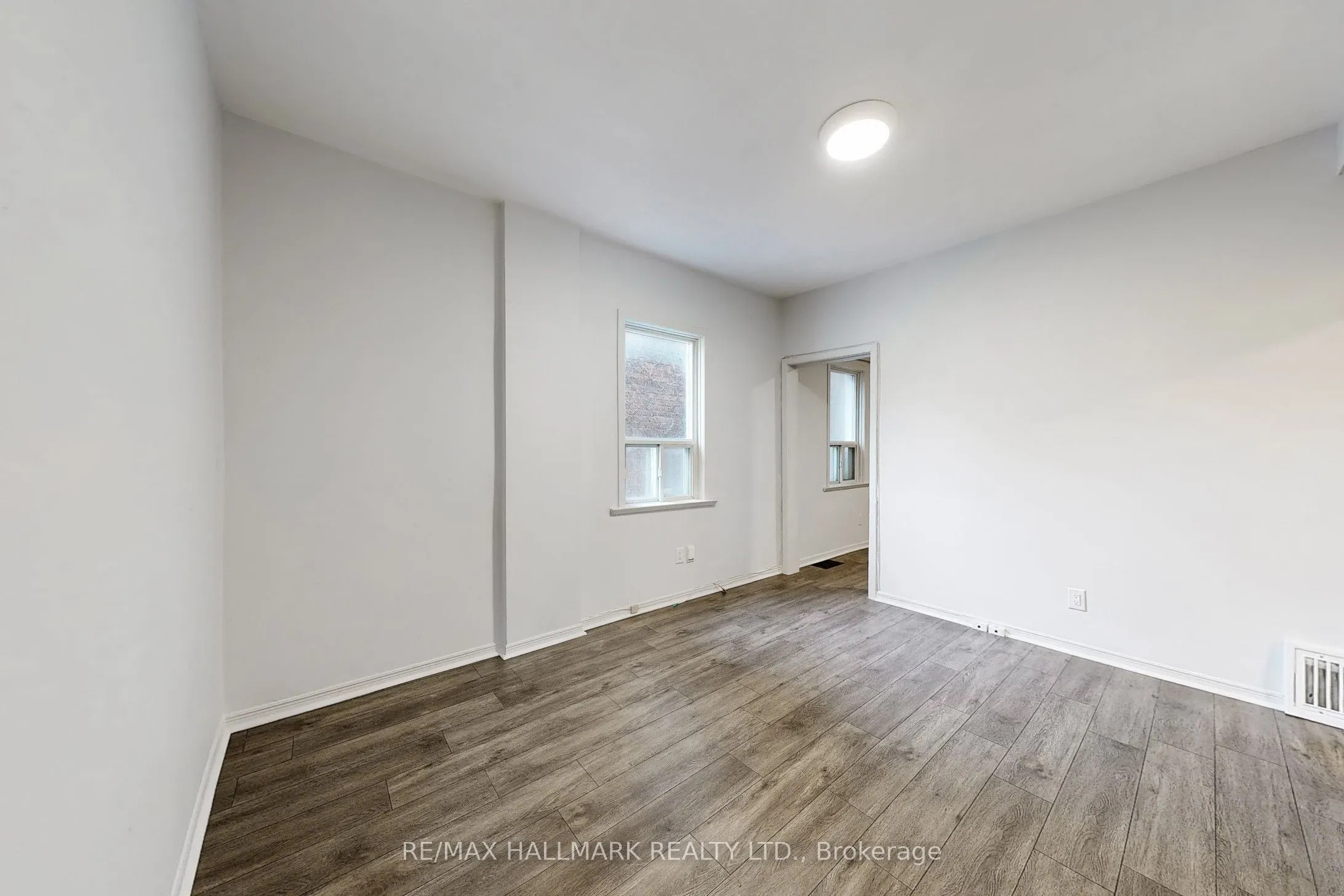 466 Danforth Avenue, #A