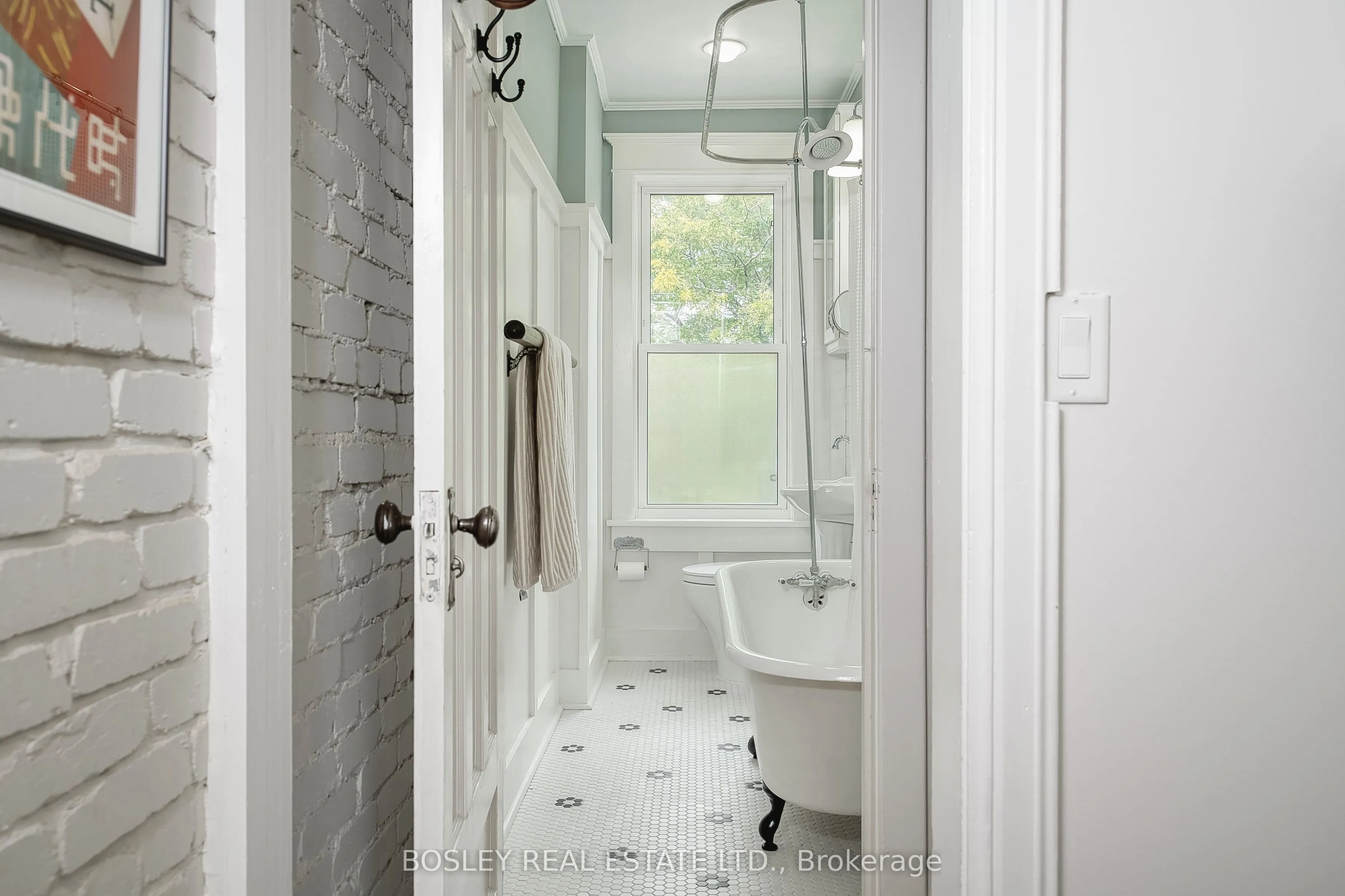38 Balfour Avenue